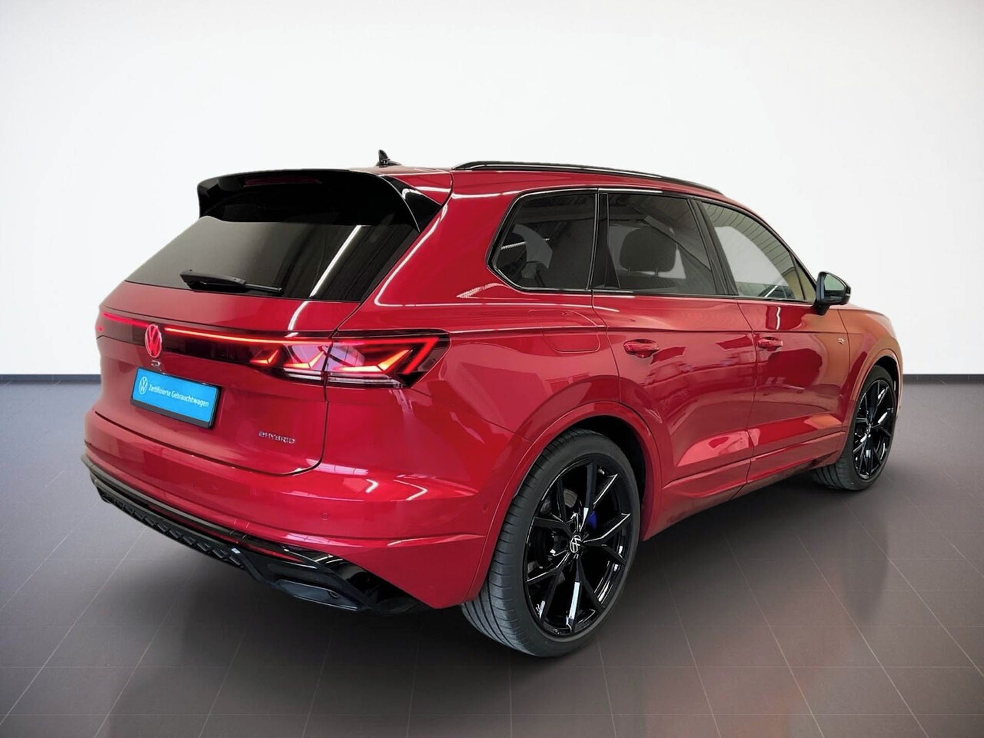 Volkswagen Touareg, R eHybrid 4M HuD Pano SoftClos - fotka 3