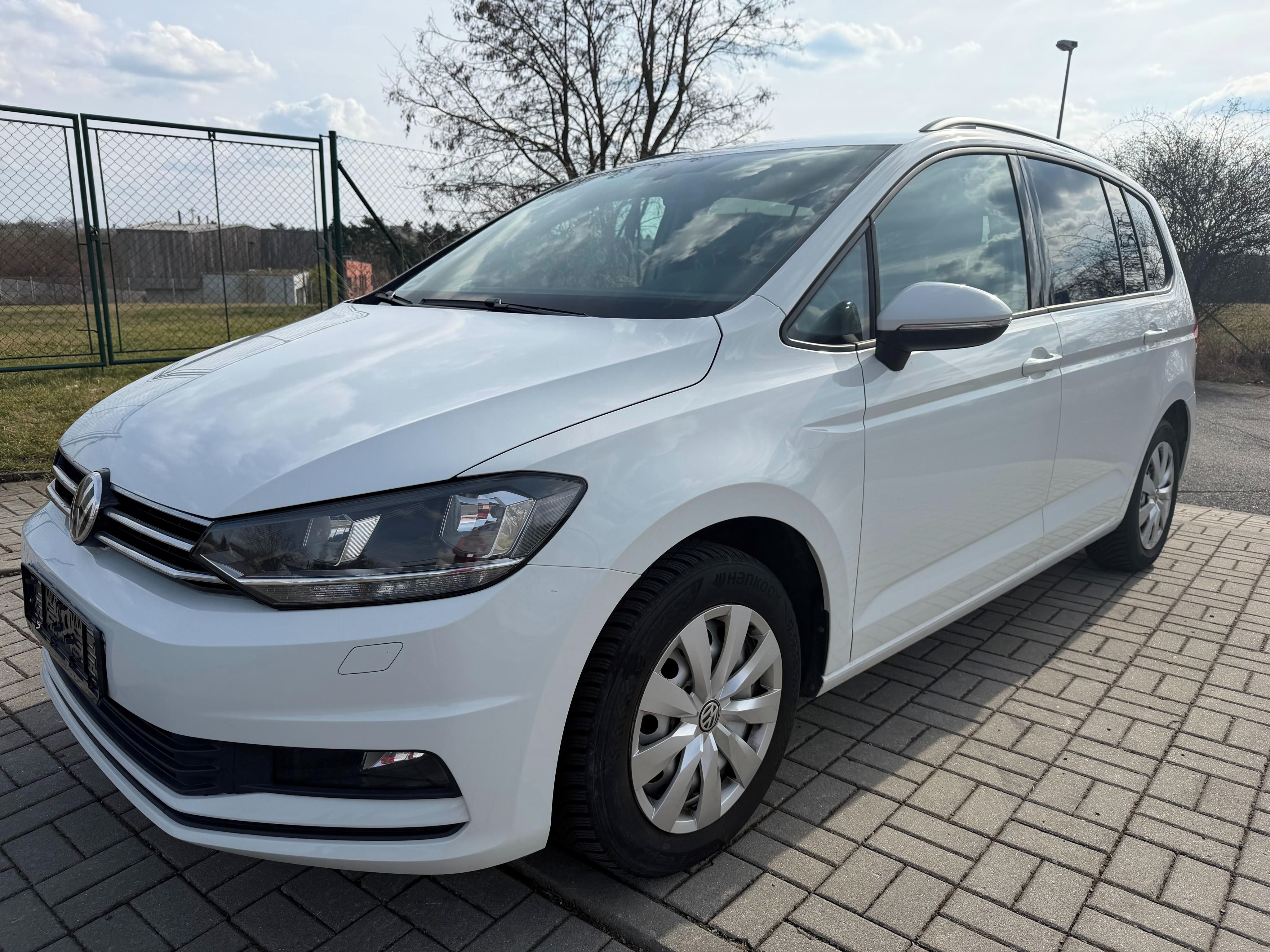 Volkswagen Touran, 2,0 Tdi 110kW 7 míst - fotka 2