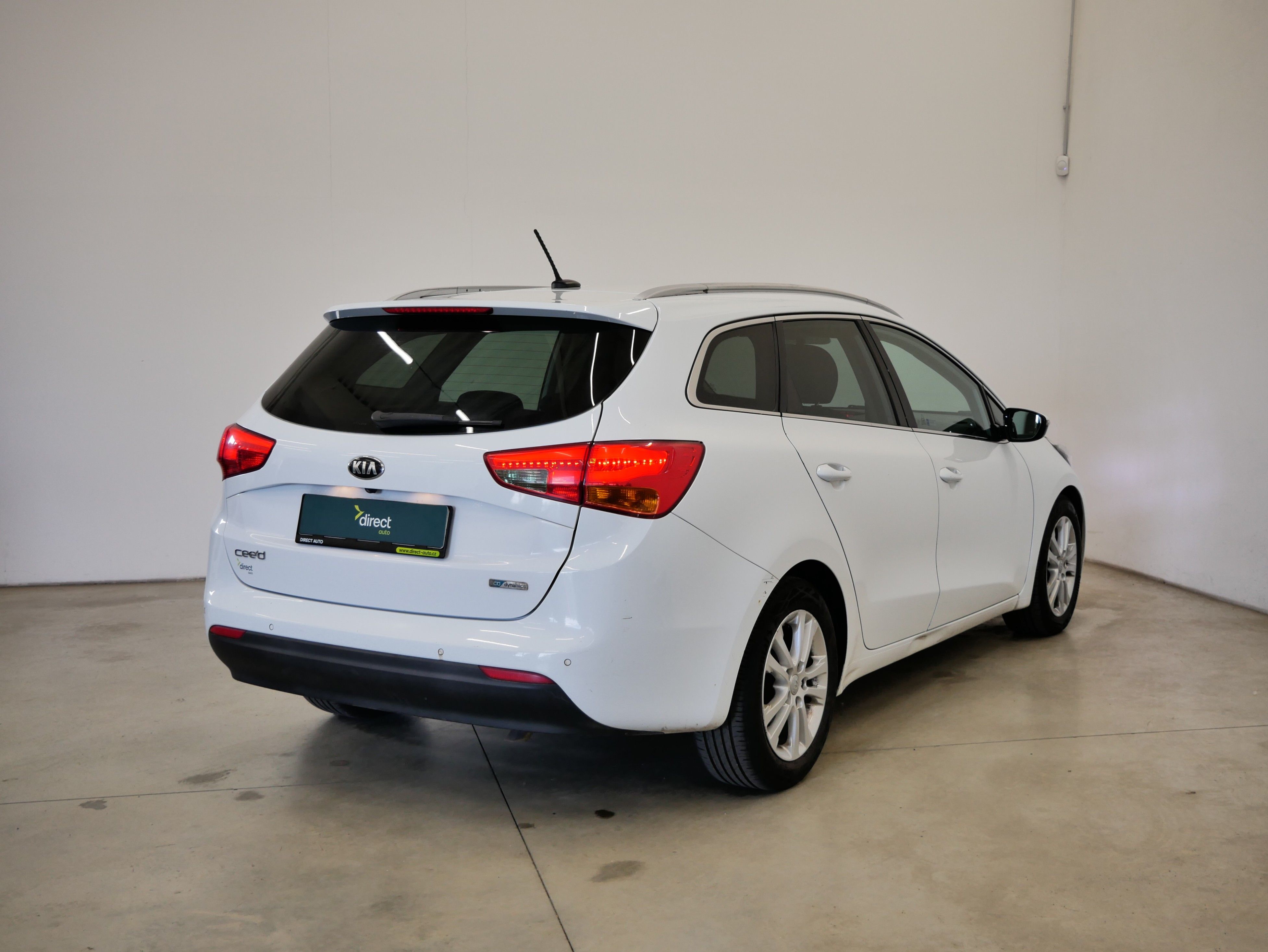 Kia Cee´d, 1.6 CRDi 94kW - fotka 2