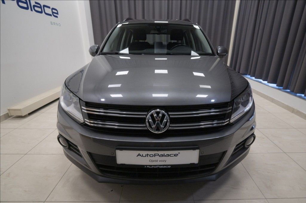 Volkswagen Tiguan, 1,4 TSI KAMERA VÝHŘEV TAŽNÉ ČR - fotka 2