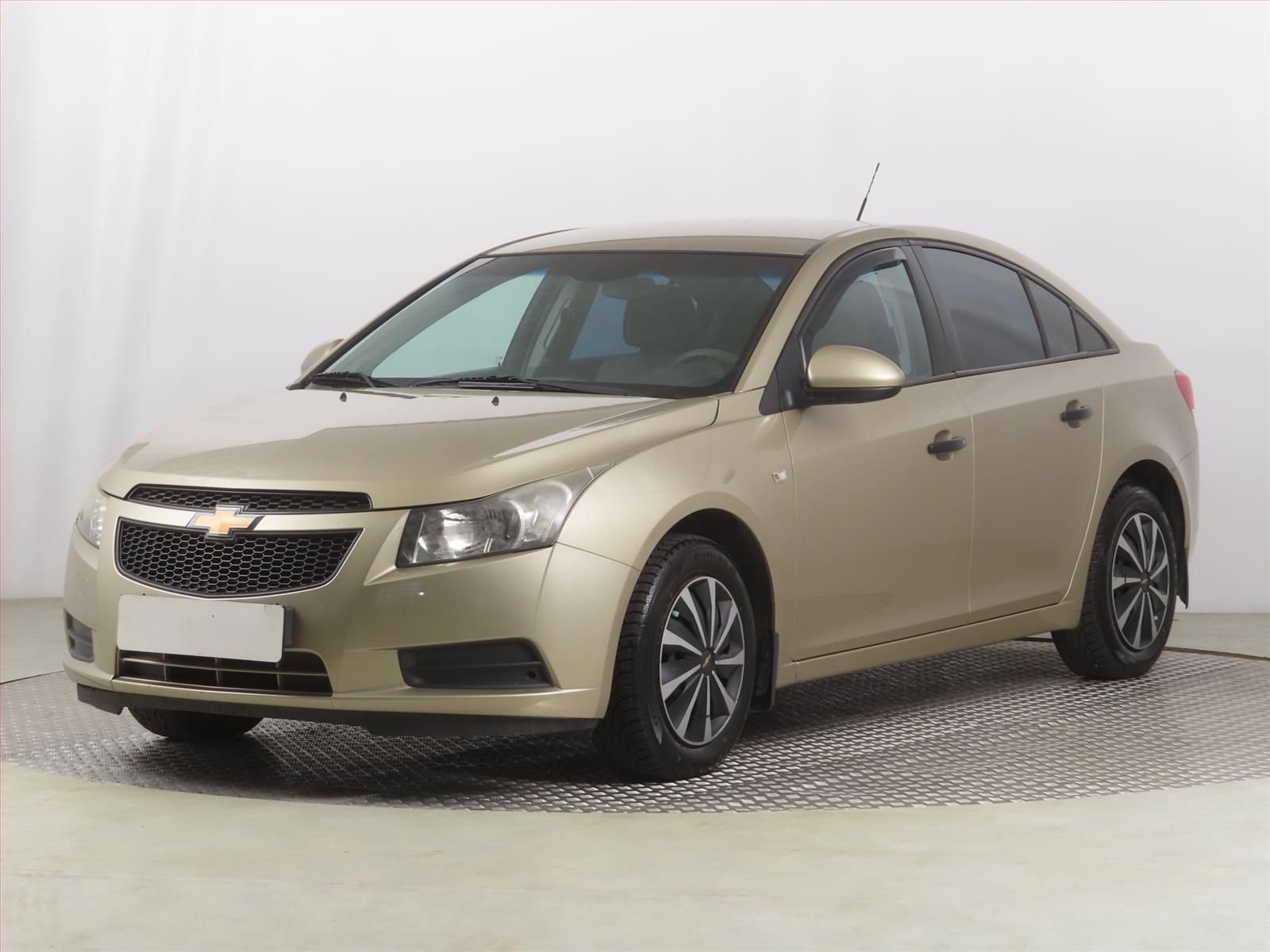 Chevrolet Cruze, 1.6 i 16V, Serv.kniha, po STK - fotka 2