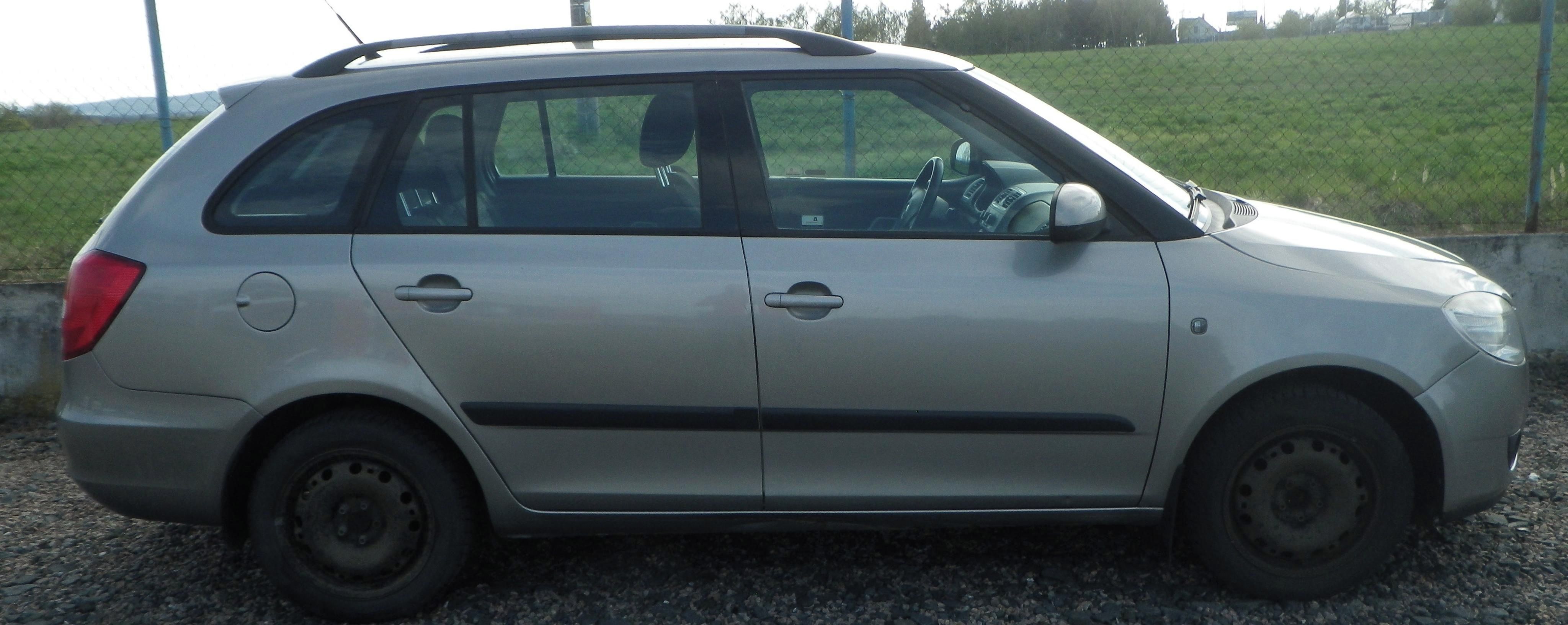Škoda Fabia, 1.4i 16V 63 kW - fotka 6