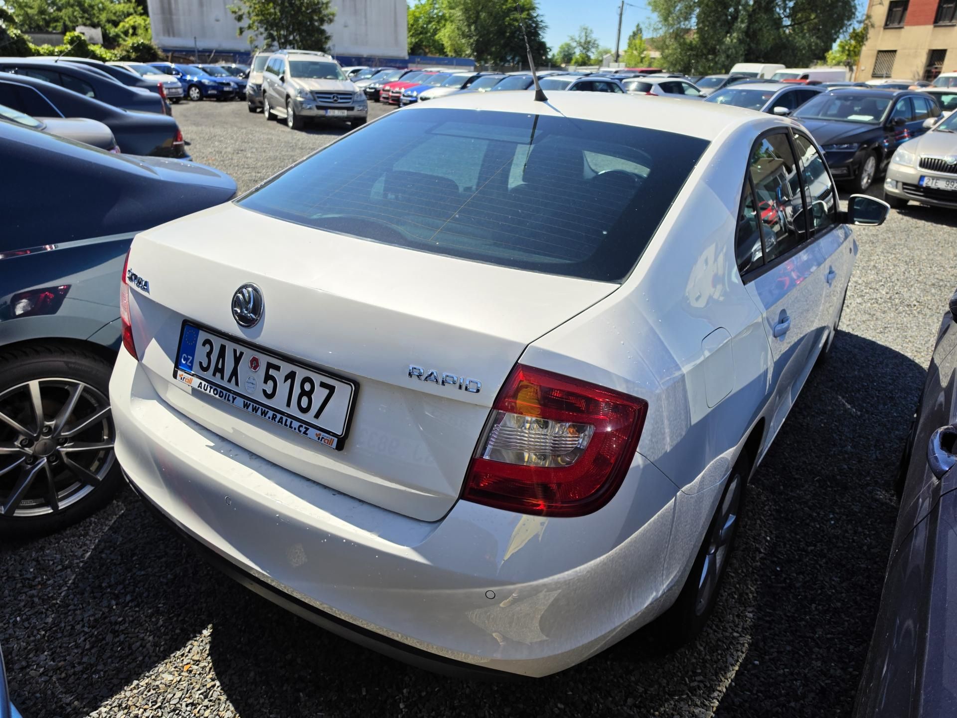 Škoda Rapid, 1.2 TSI Park Senzor - fotka 4