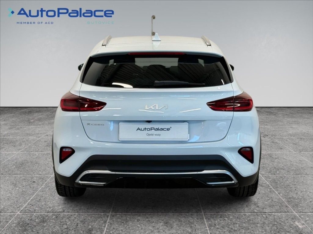 Kia XCee´d, 1,5 T-GDI ZÁRUKA MHEV AT TOP - fotka 5