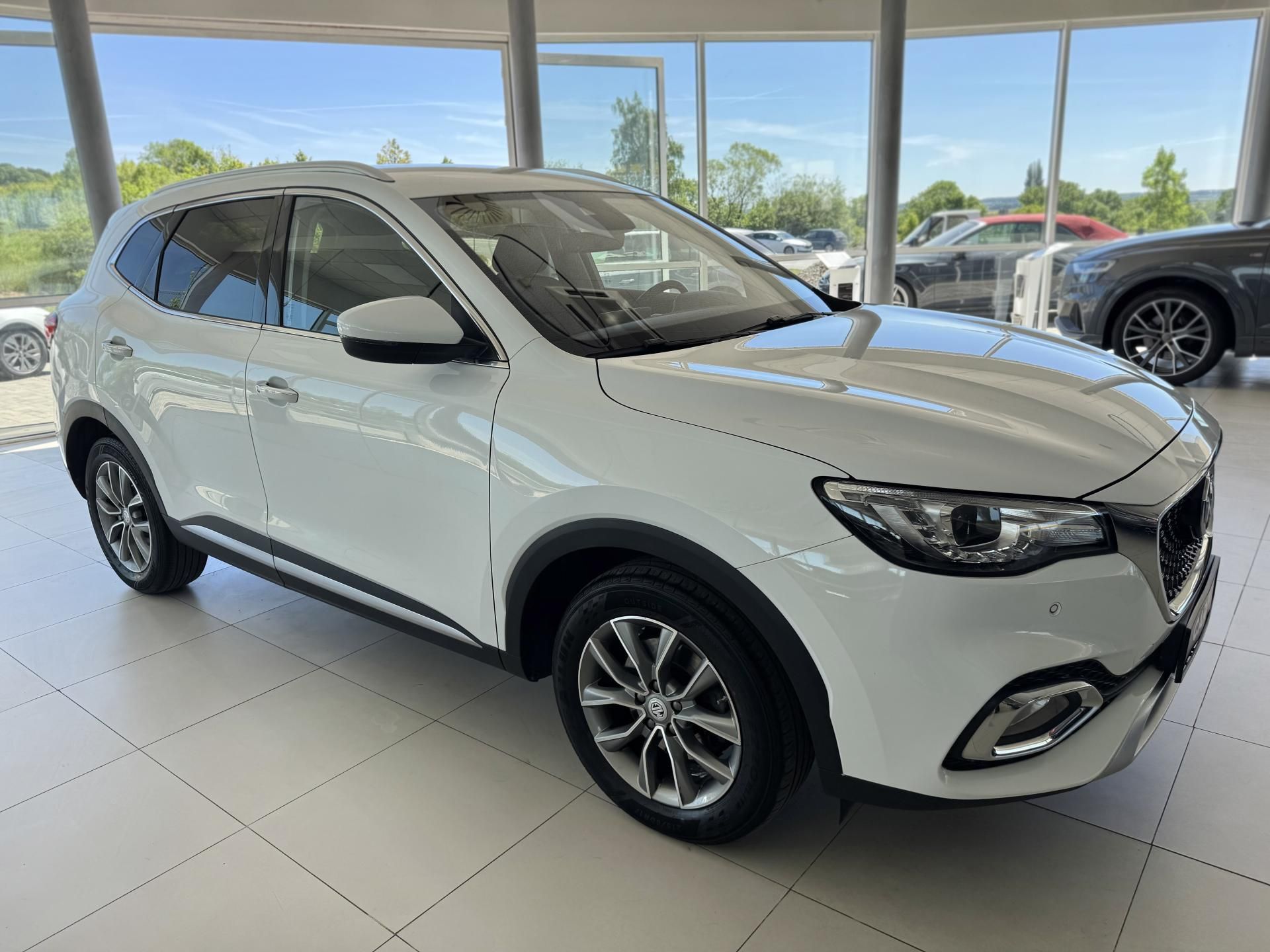 MG HS, 1,5TGI Aut.119kW*Exclusive*DPH - fotka 3