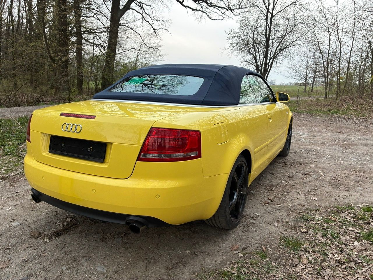 Audi A4, Cabrio 3,2 FSI - fotka 4