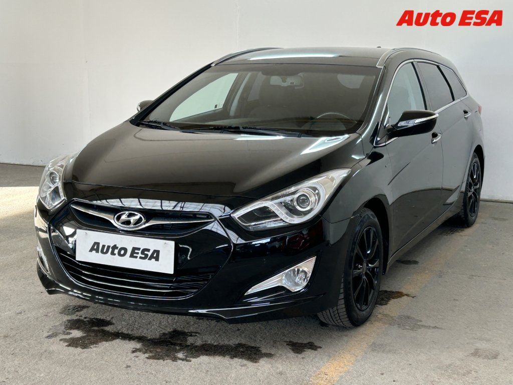 Hyundai i40, 1.6 GDI,AC,výhřev sed. - fotka 3