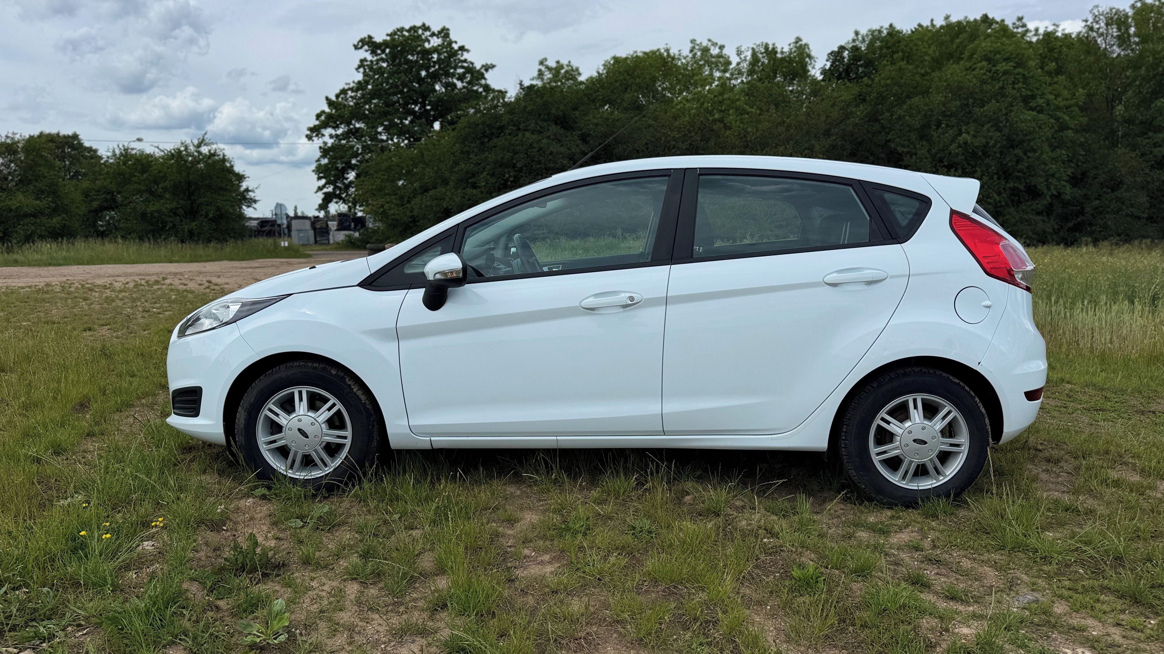 Ford Fiesta - fotka 6