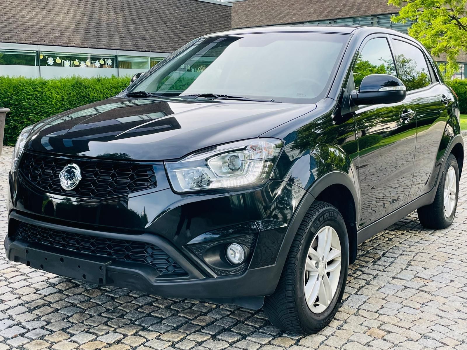 SsangYong Korando, 2.0i MANUÁL 1.MAJITEL SERVISKA - fotka 2