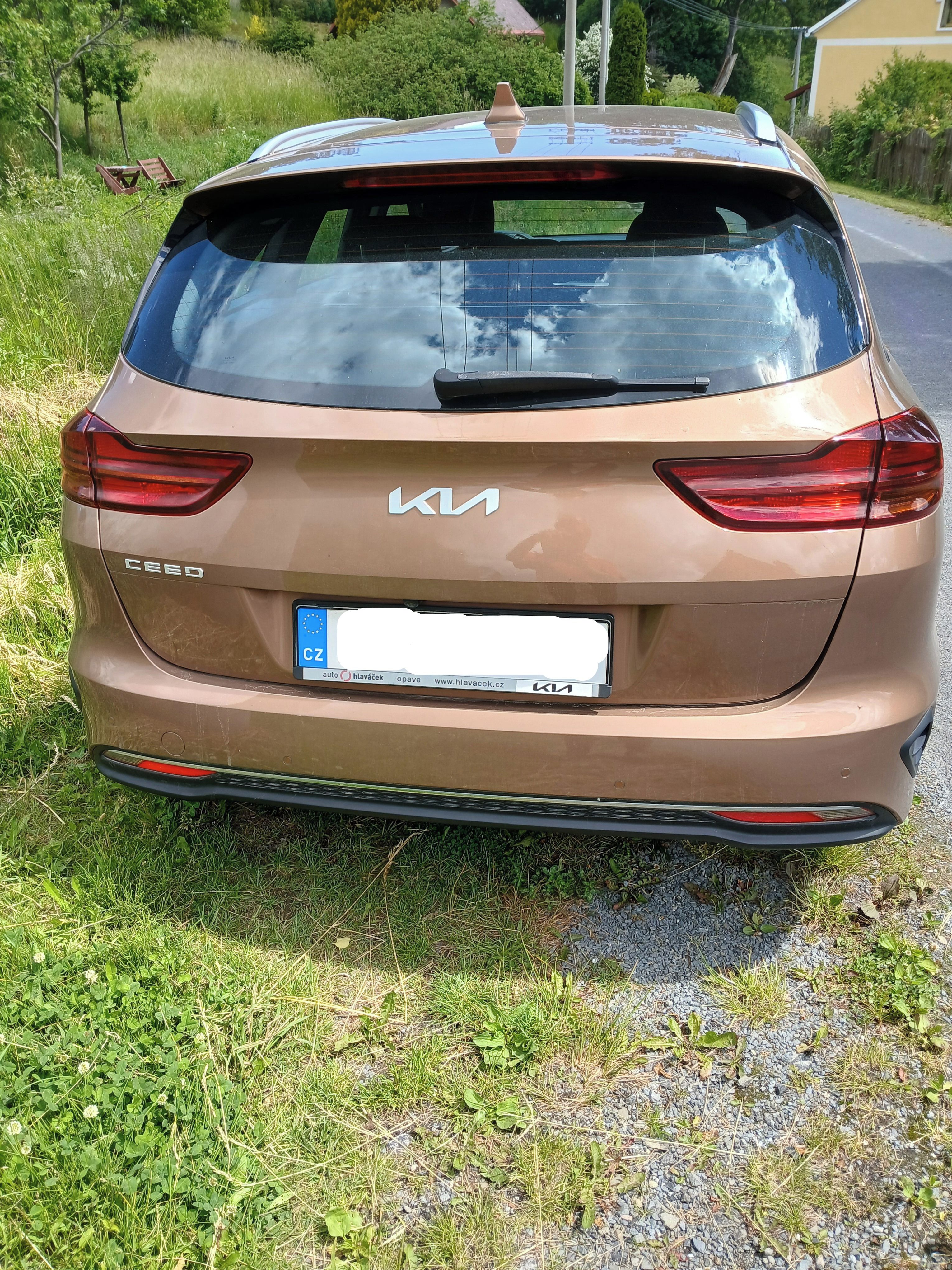 Kia Cee´d, 1. MAJITEL - fotka 3