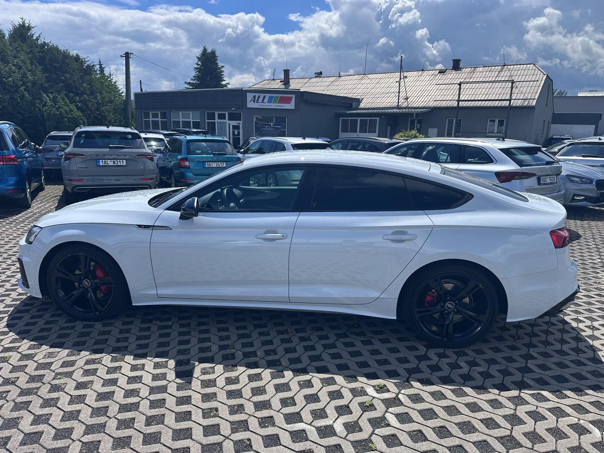 Audi A5, 2,0 TDI 150kW Quattro S line - fotka 6