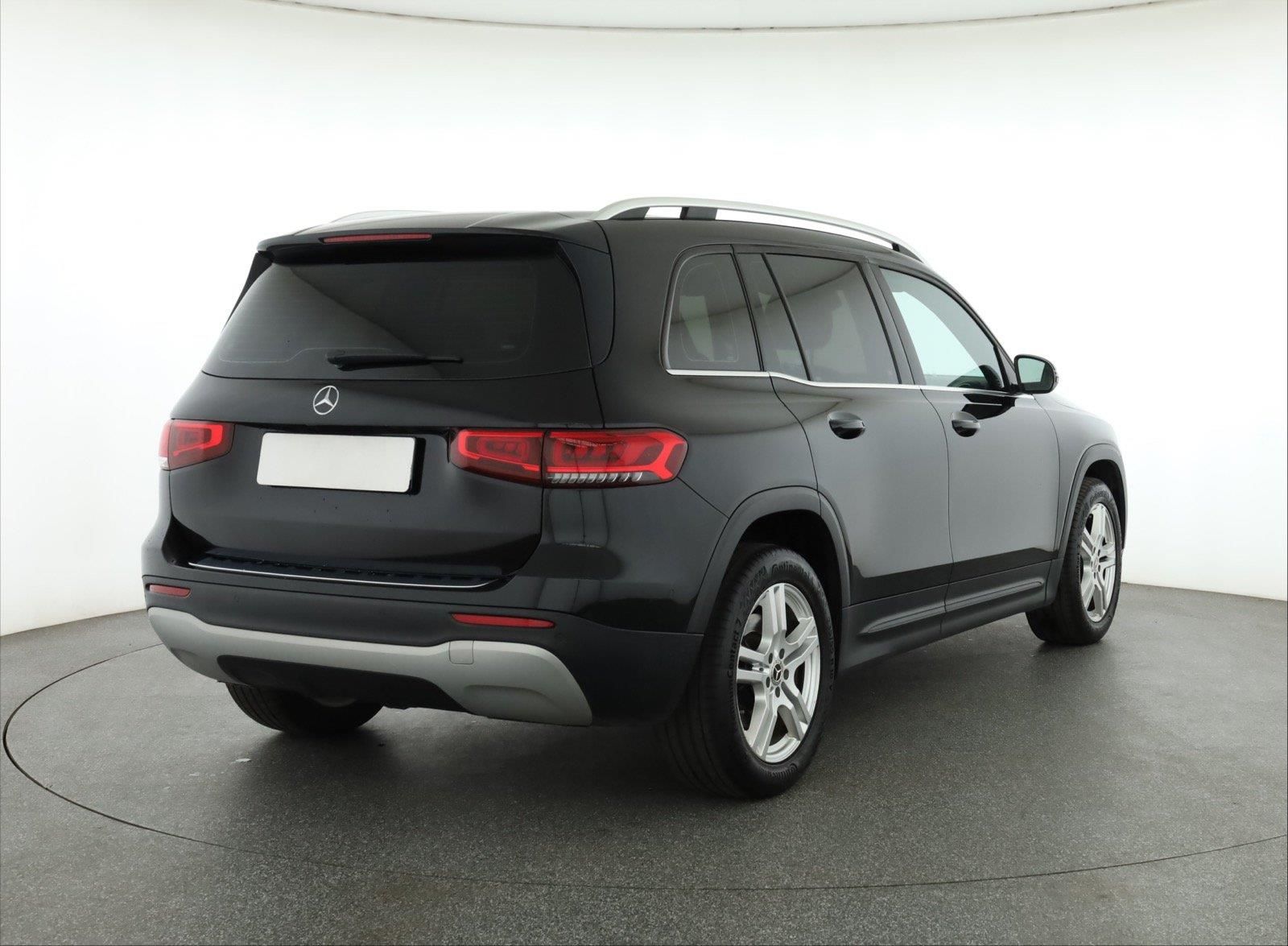 Mercedes-Benz GLB, GLB 200 d 4MATIC, 4X4 - fotka 5