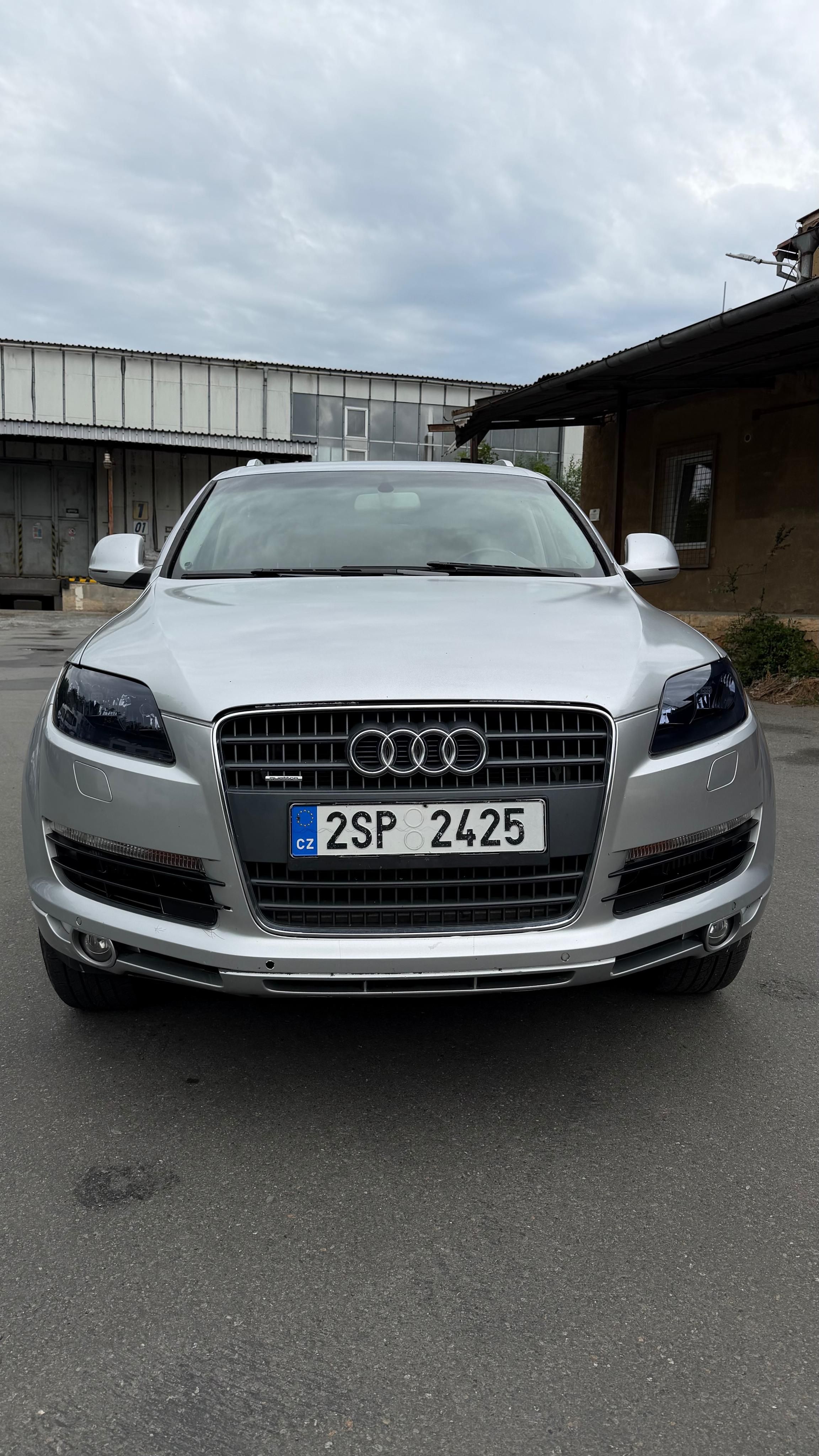 Audi Q7, 3.0TDI QATTRO - fotka 2