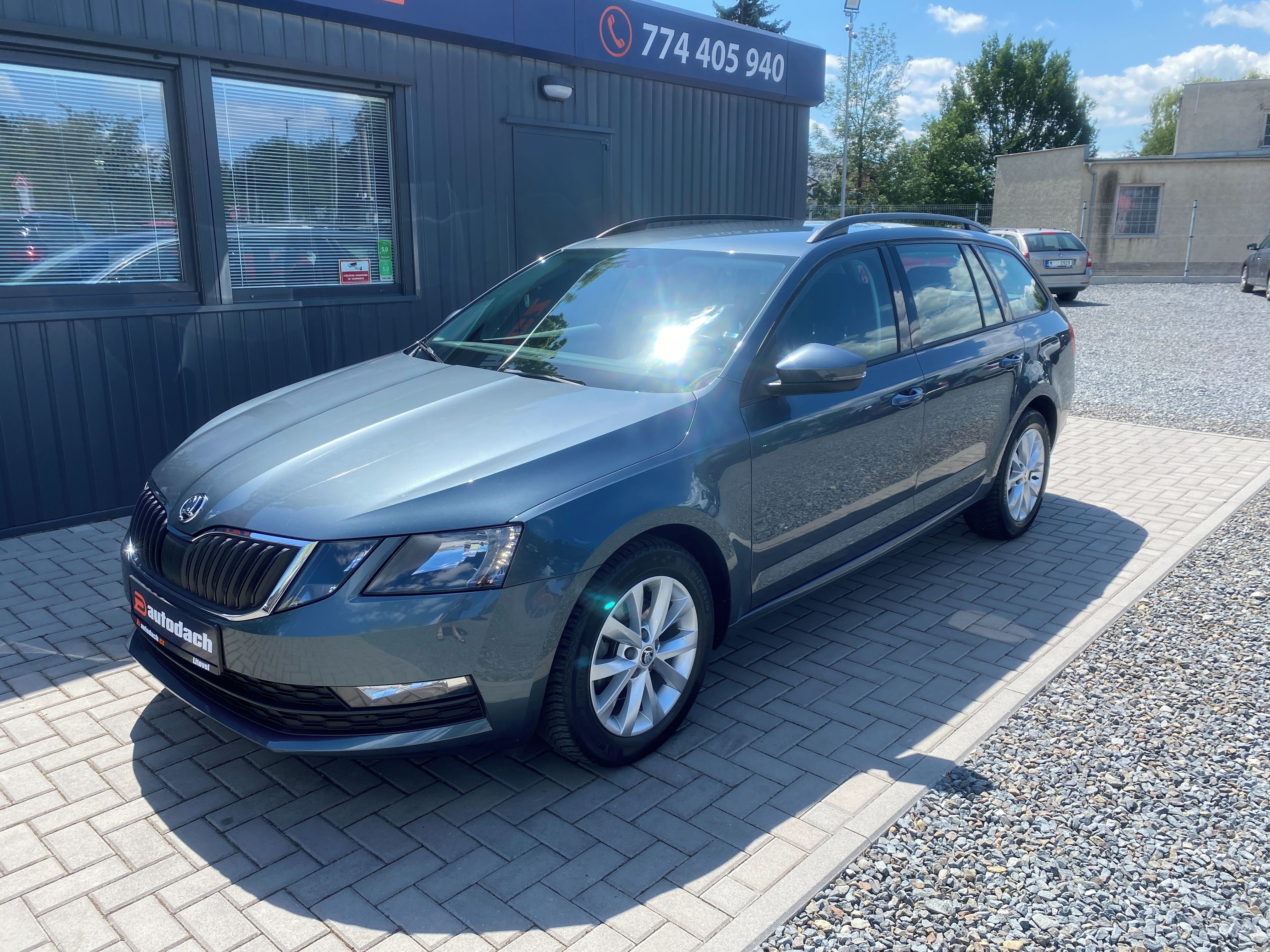 Škoda Octavia, 1.4 TSI 110kW - 1xMAJ.- ALU - fotka 2