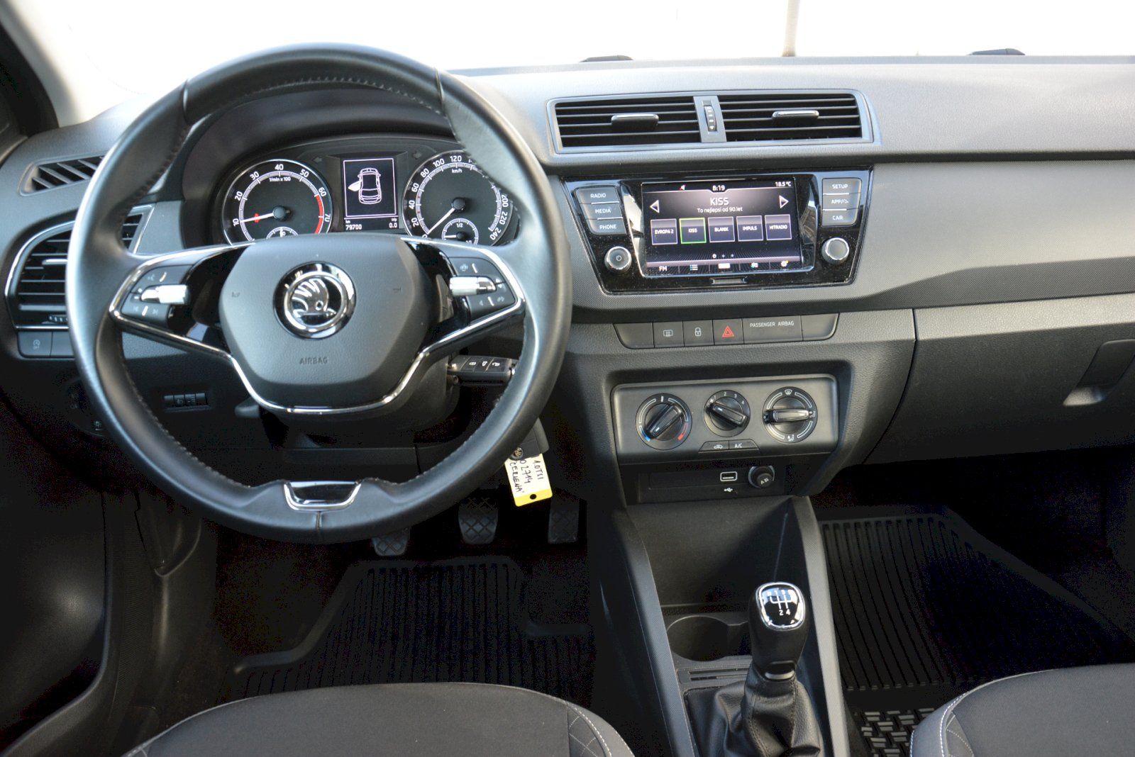 Škoda Fabia, 1.0 TSI 70 kW Ambition PLUS - fotka 5