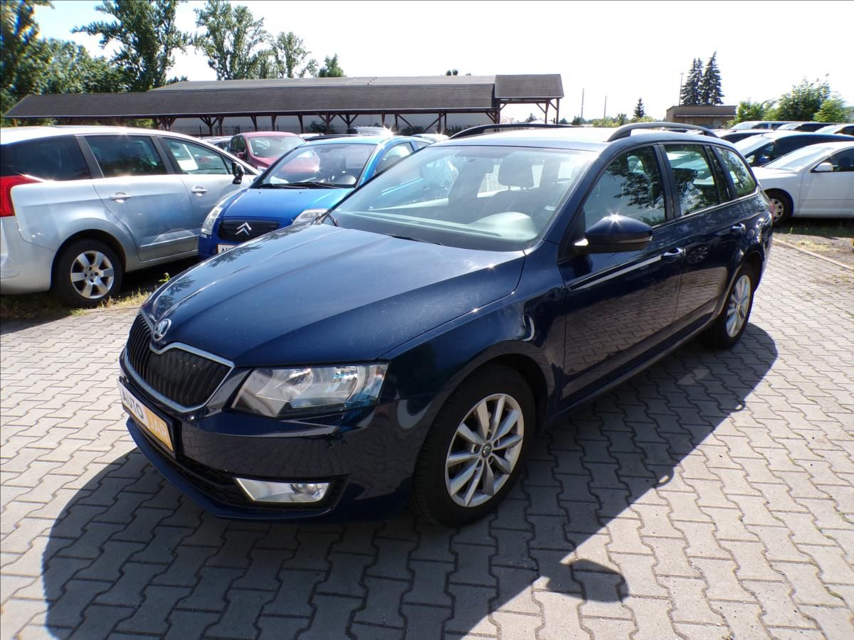 Škoda Octavia, 1,6 TDI - fotka 2
