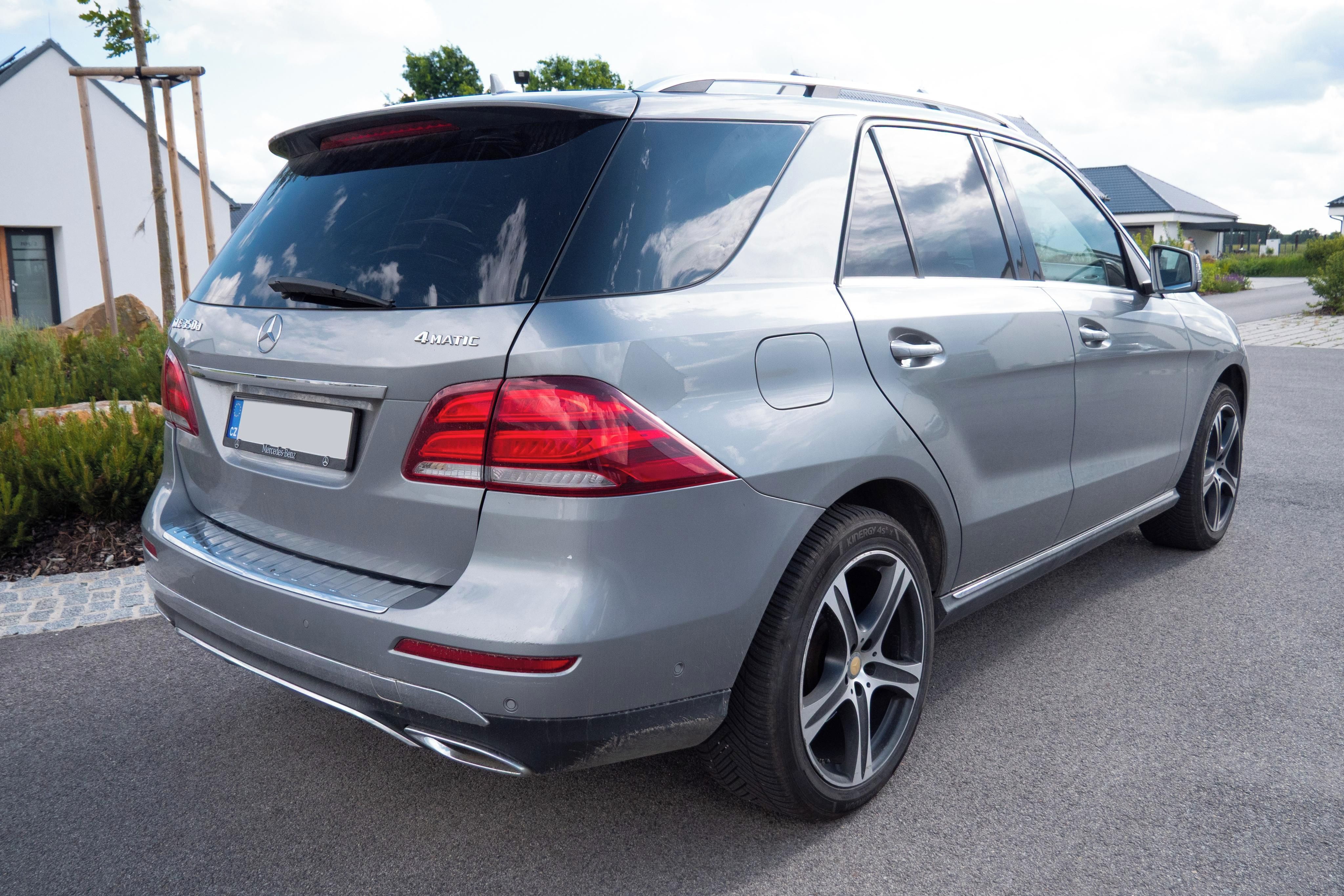 Mercedes-Benz GLE, 350d 190kW 4matic - fotka 3