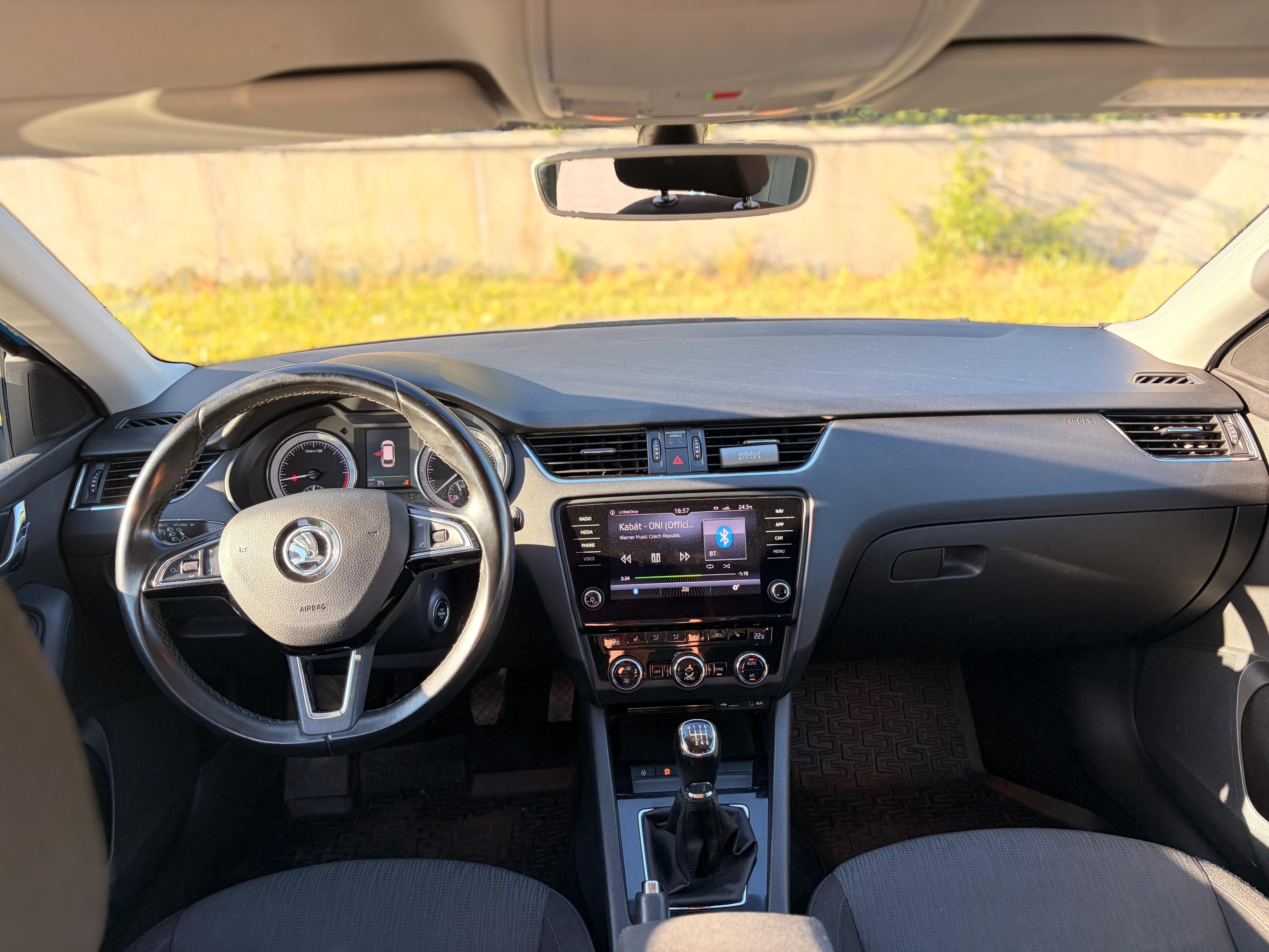 Škoda Octavia, 2.0 TDI - fotka 6