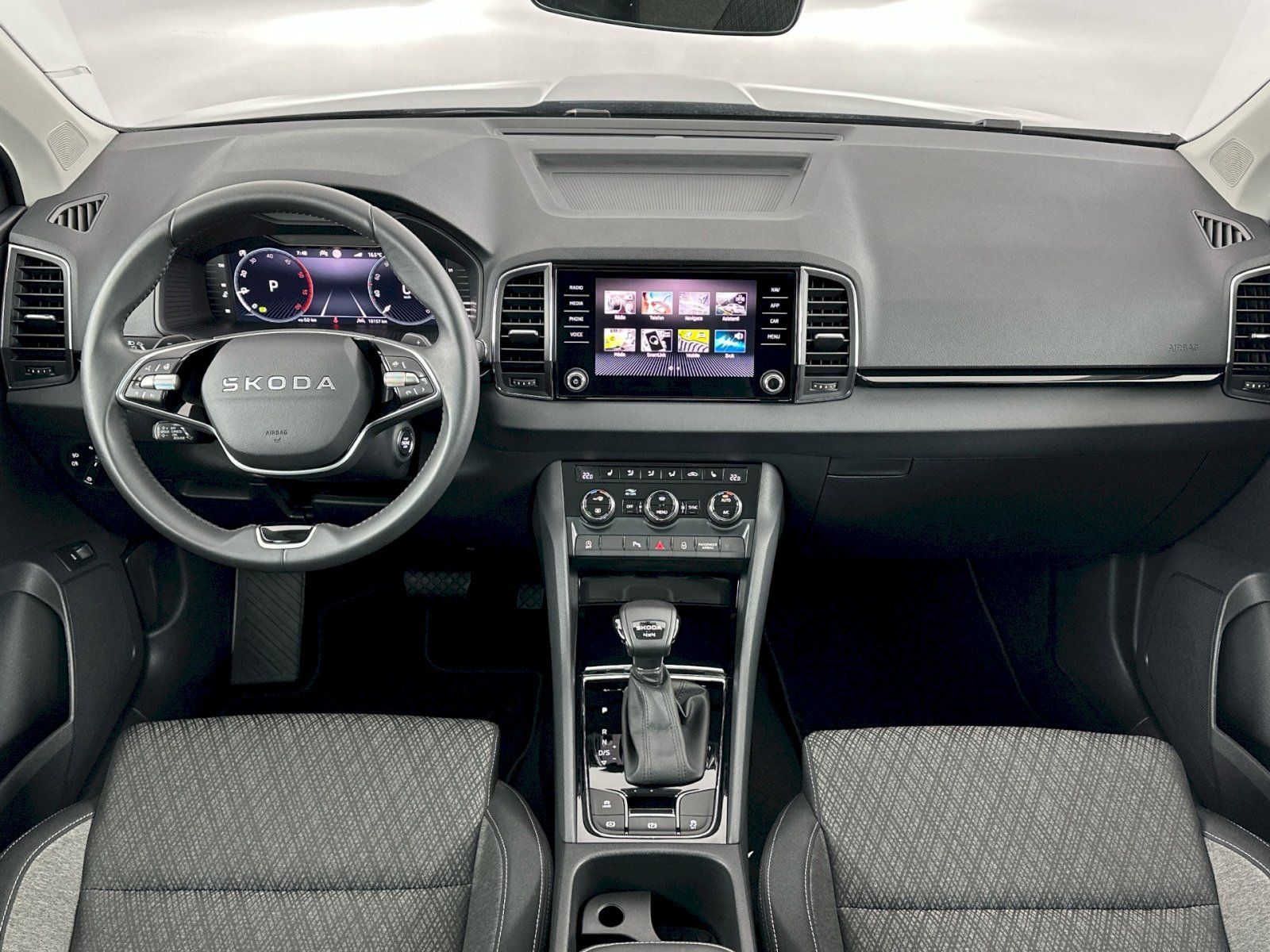 Škoda Karoq, DSG 2.0TDI 110kW 4x4 Top Selec - fotka 5