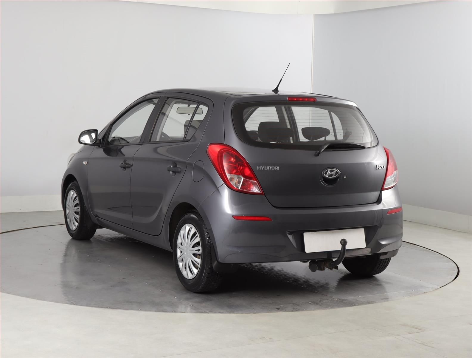 Hyundai i20, 1.2, ČR,1.maj, Serv.kniha - fotka 4