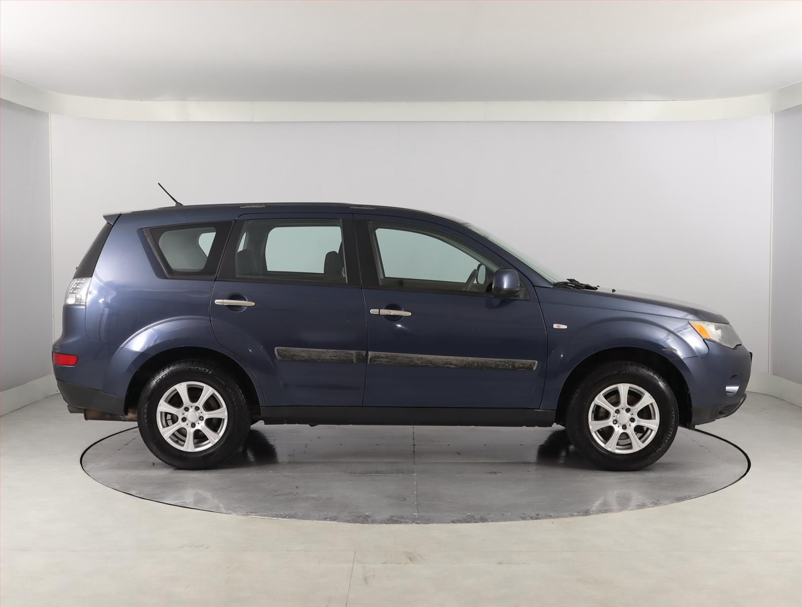 Mitsubishi Outlander, 2.4 MIVEC, po STK - fotka 6