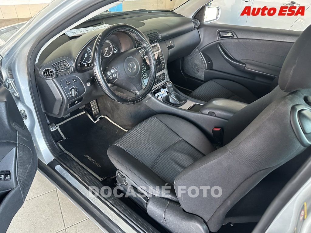 Mercedes-Benz Třídy C, 2.2CDi,ČR - fotka 3