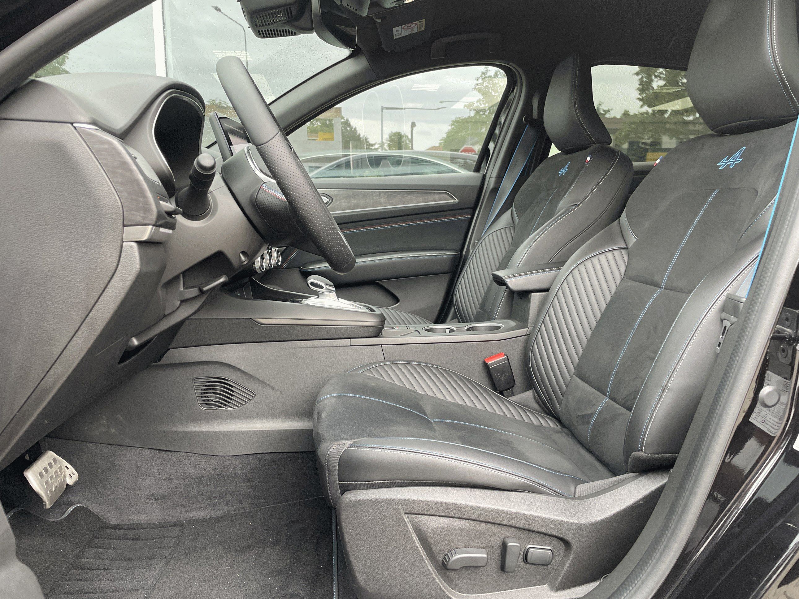 Renault Arkana, E-Tech hybrid 145 esprit Alpin - fotka 5