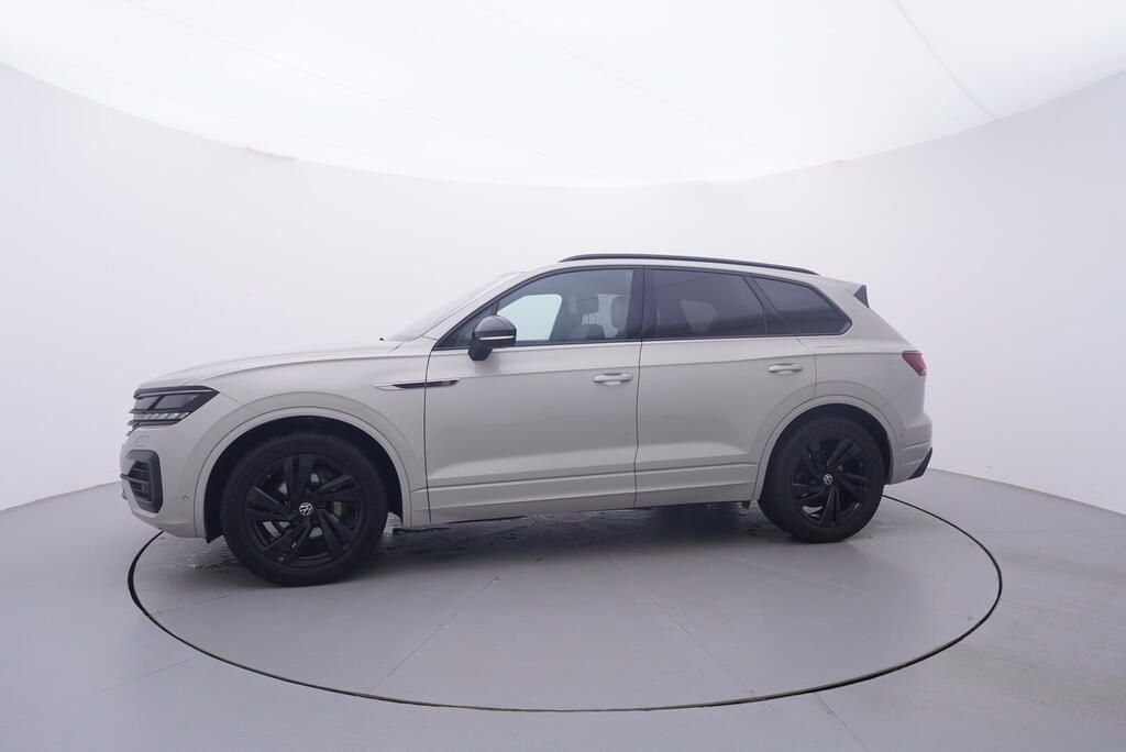 Volkswagen Touareg, R Line 3.0 TDI 210 kW - fotka 2
