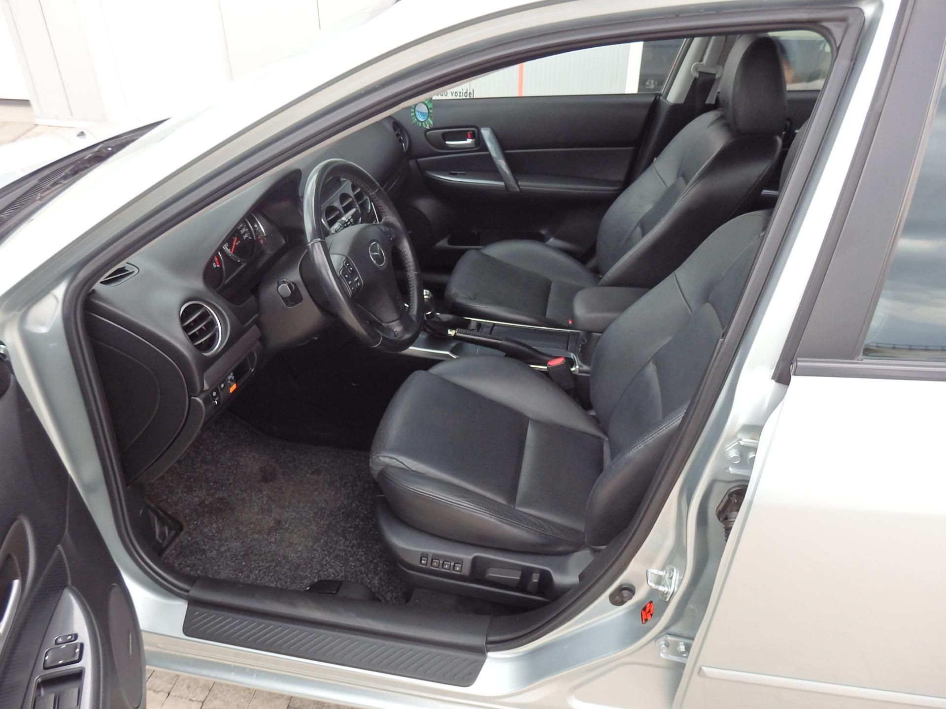 Mazda 6, 2.3i XENONY, KŮŽE, ALU 18 - fotka 6