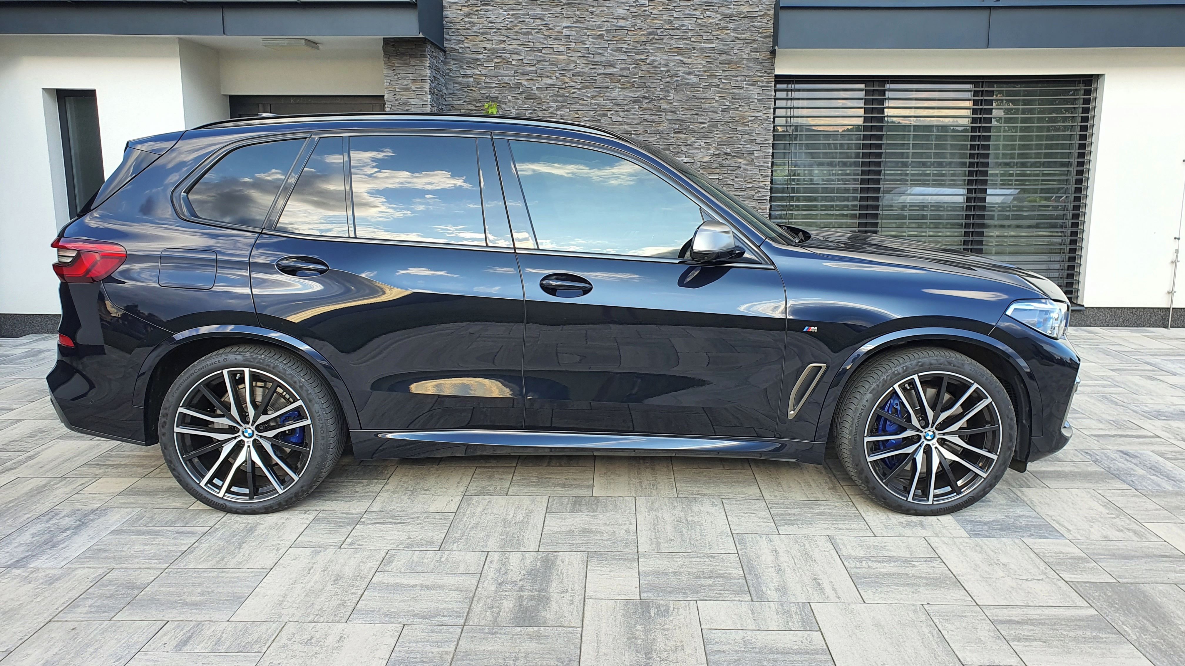 BMW X5, M50d Individual - fotka 4