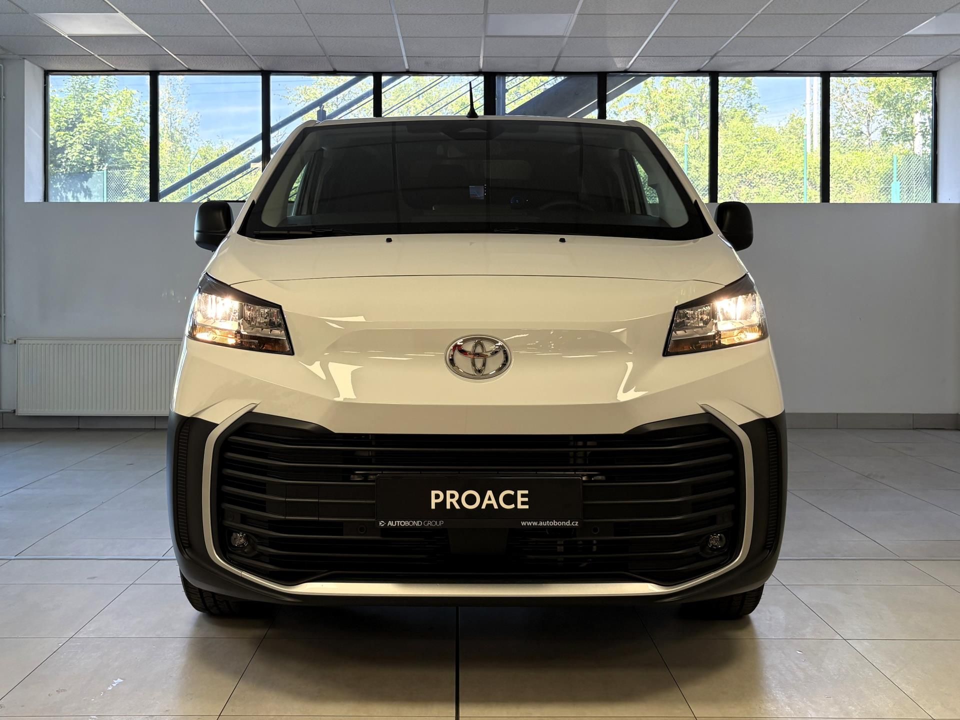 Toyota Proace, 2.2L Diesel,Active MultimediaN - fotka 2
