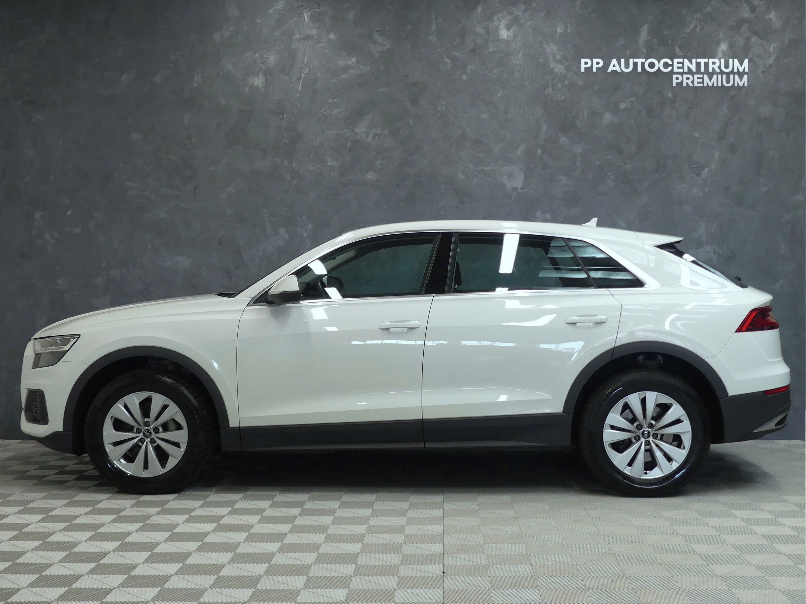 Audi Q8, 45 TDI 170kW Tiptronic Quattro - fotka 3
