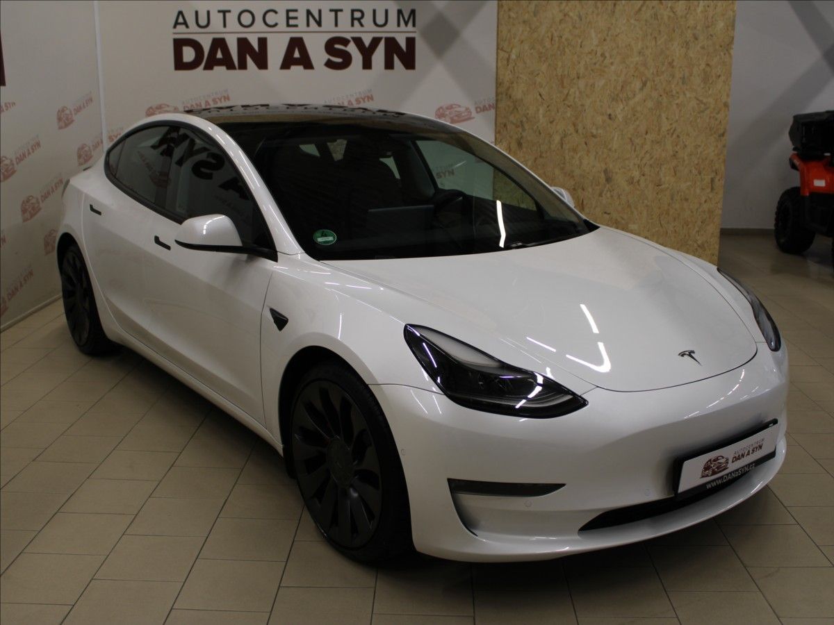Tesla Model 3, LONG RANGE AWD - fotka 3