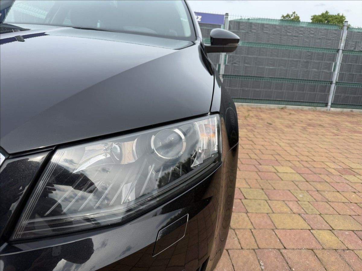 Škoda Octavia, III 1.6 TDI Elegance 4x4 - fotka 5