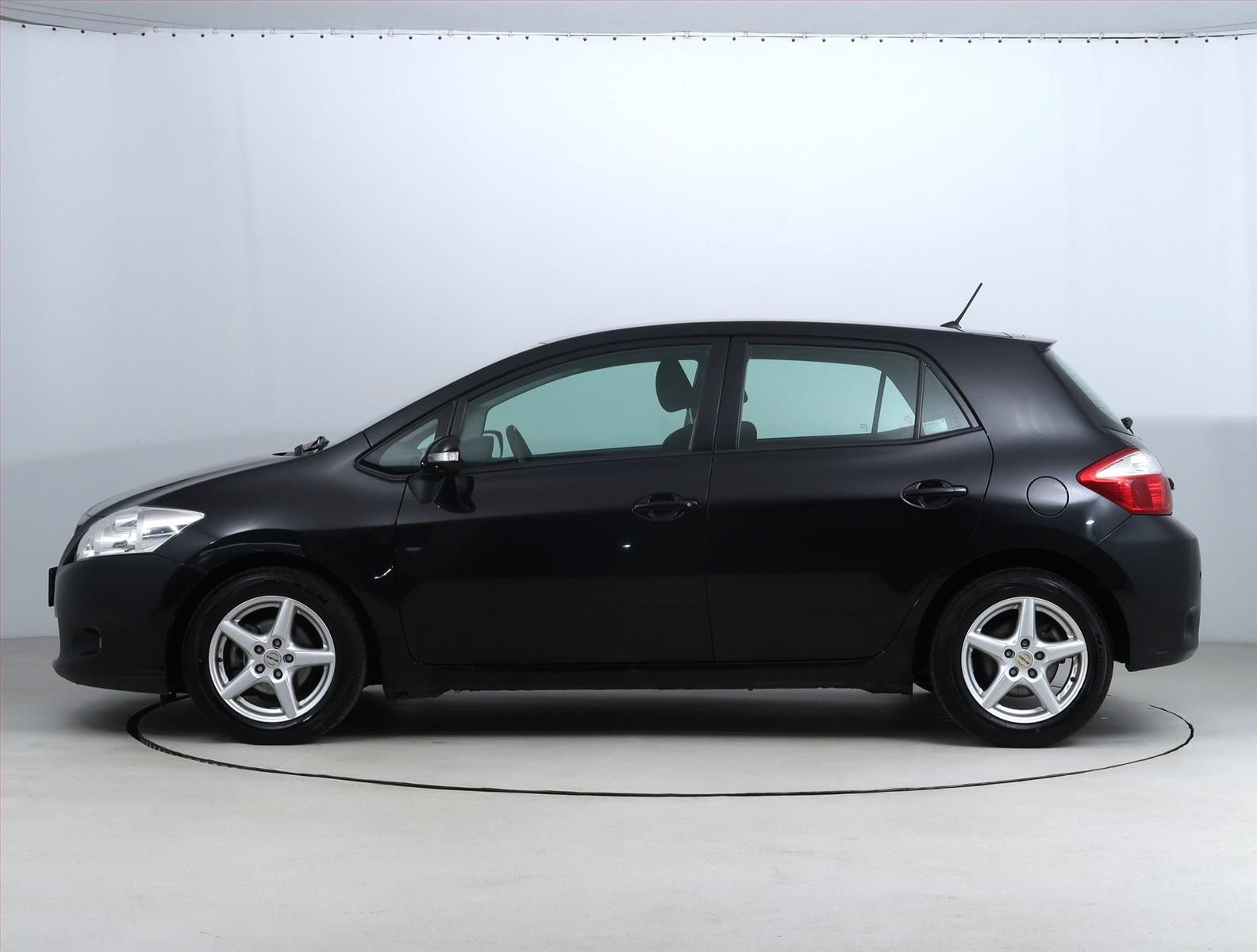 Toyota Auris, 1.6 Valvematic, Automat - fotka 3