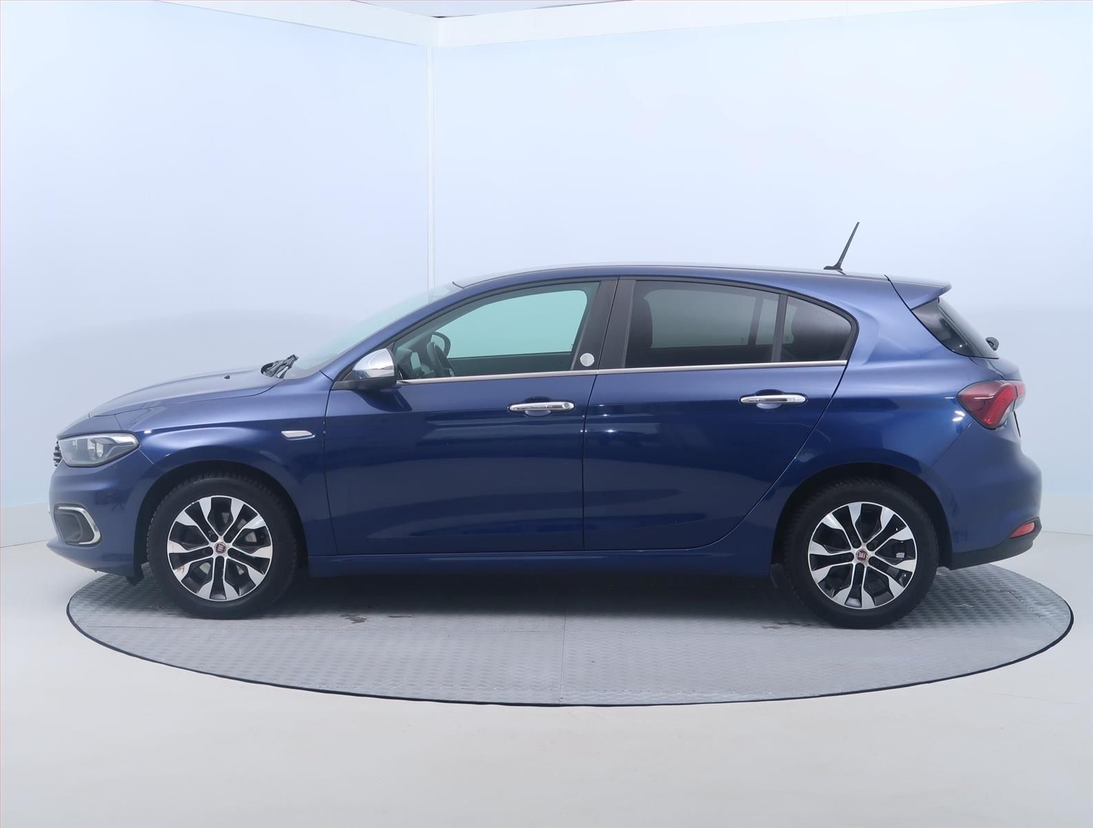 Fiat Tipo, 1.4 16V, Serv.kniha - fotka 3