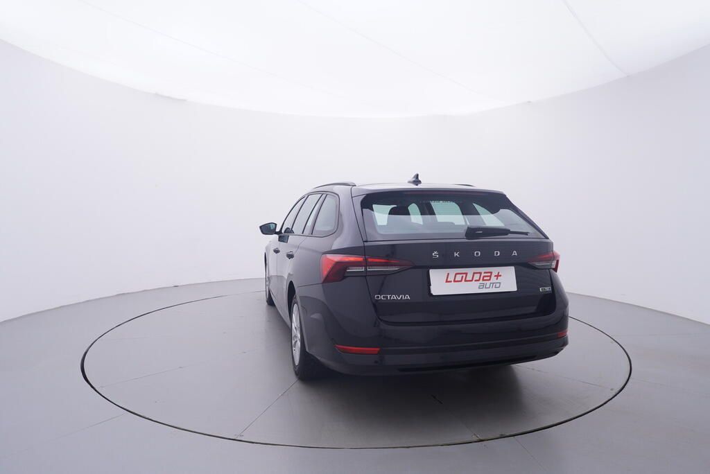 Škoda Octavia, Ambition 1.5 TSI 110 kW - fotka 4
