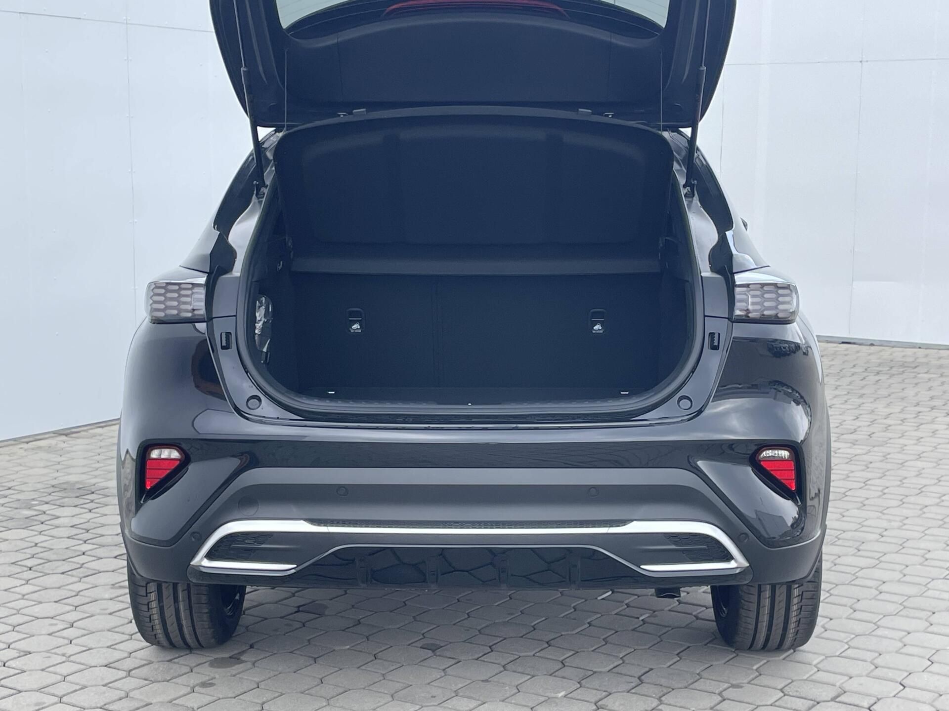 Kia XCee´d, STEEL EDITION 7DCT 1,6 T-GDi - fotka 4