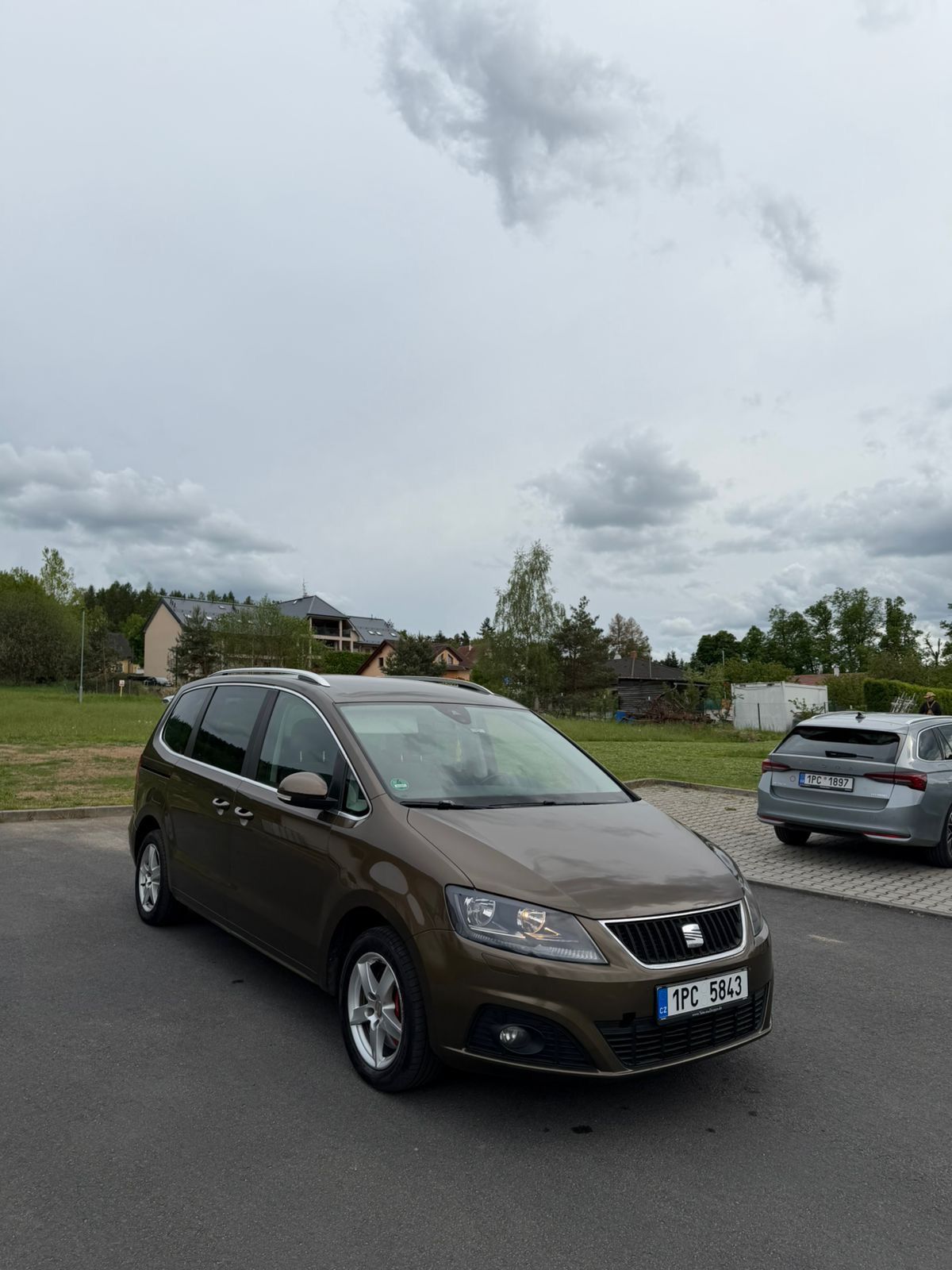 Seat Alhambra, 2.0 TDI 7mist DSG - fotka 3