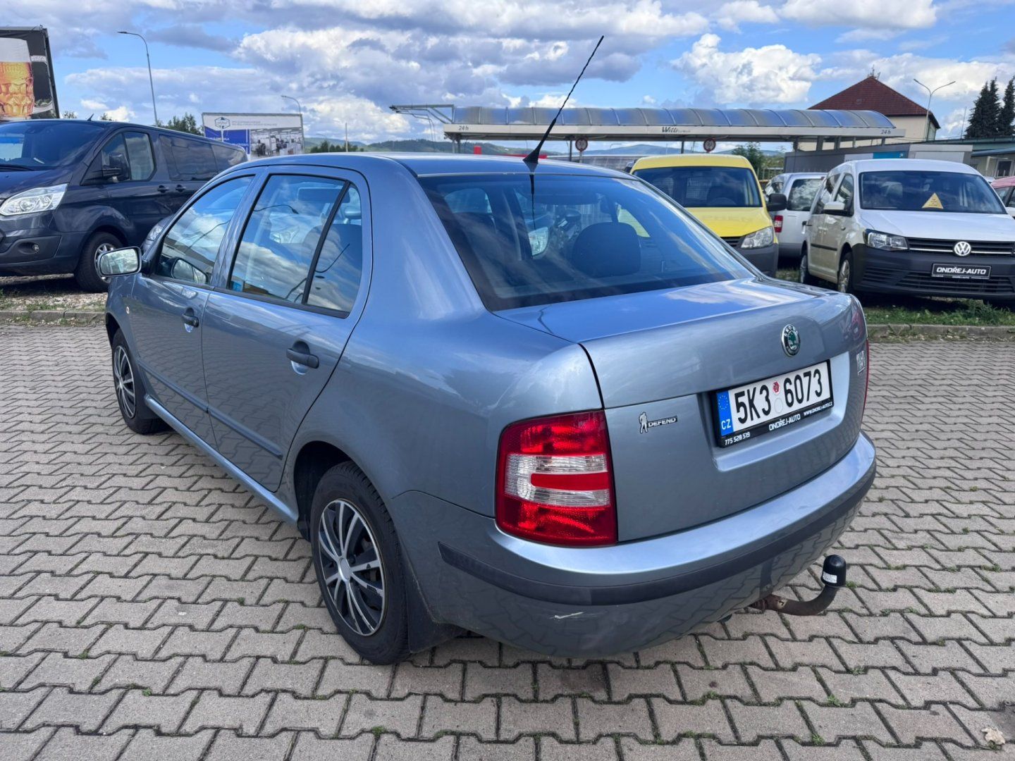 Škoda Fabia, 1,2 HTP 47 KW TAŽNÉ 2X PNEU - fotka 4