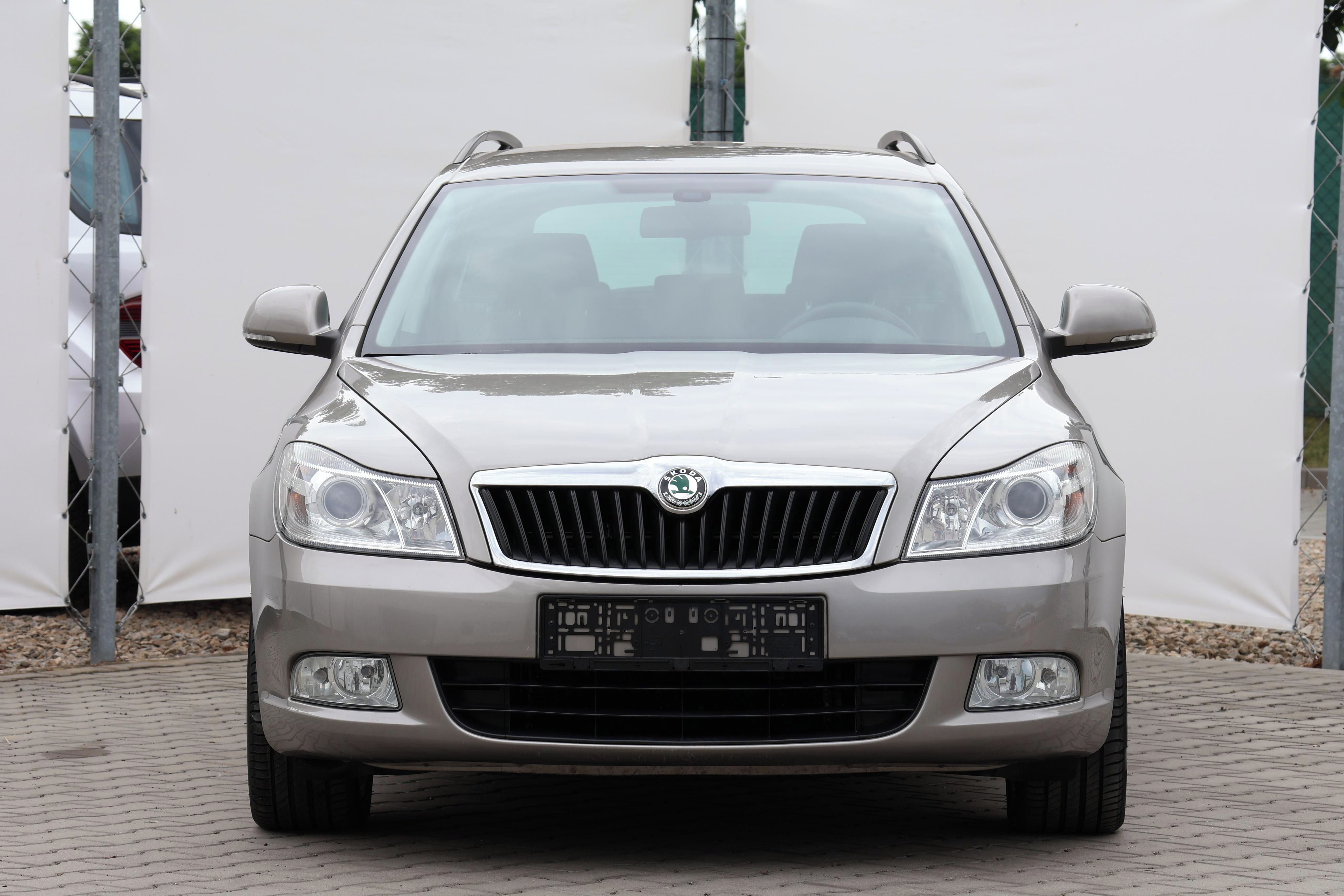Škoda Octavia, 1.6TDI*77kW*1MAJ*SERVIS ŠKODA* - fotka 2
