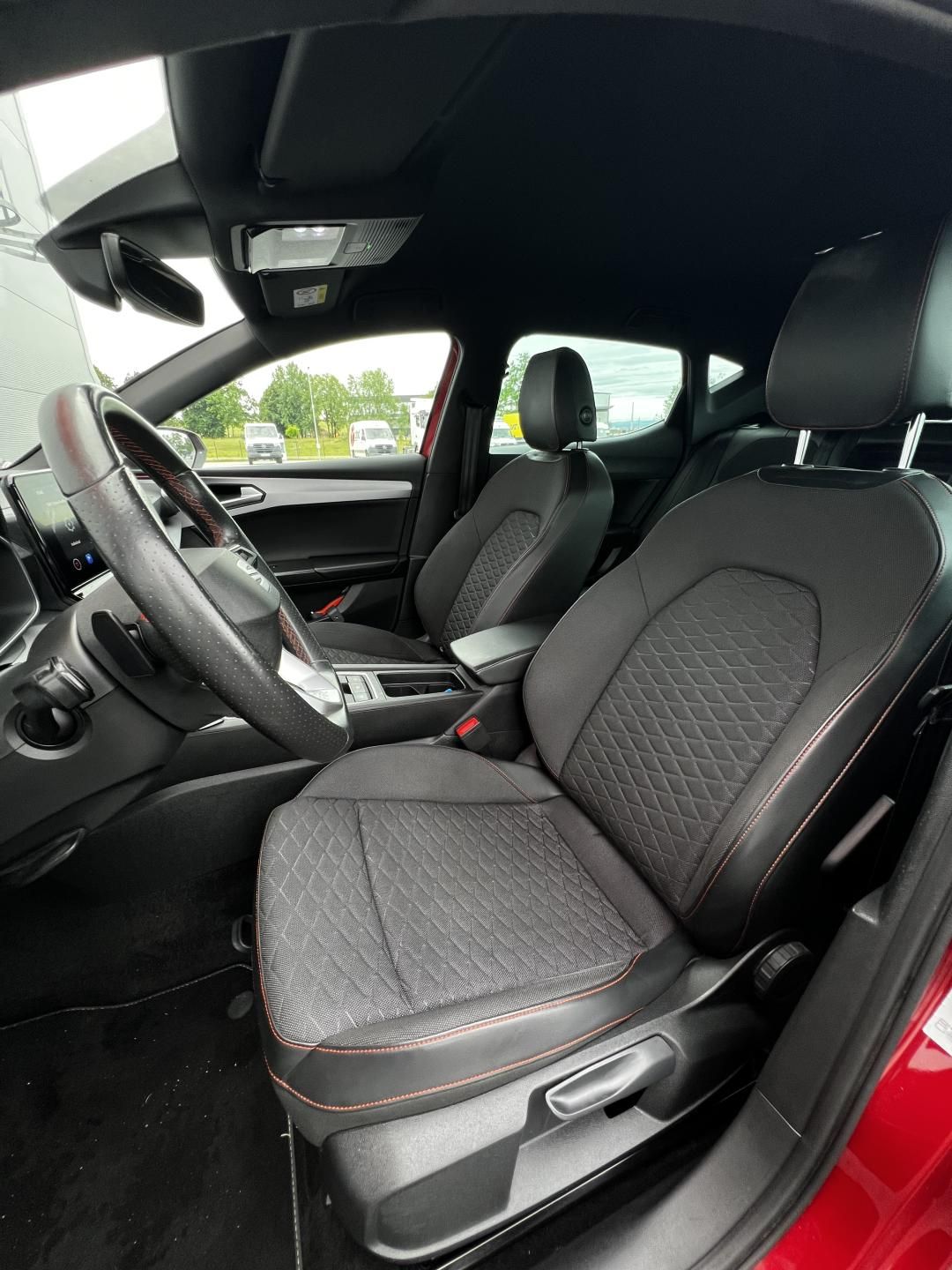 Seat Leon, 1.5eTSI 110kW DSG FR-Line - fotka 5