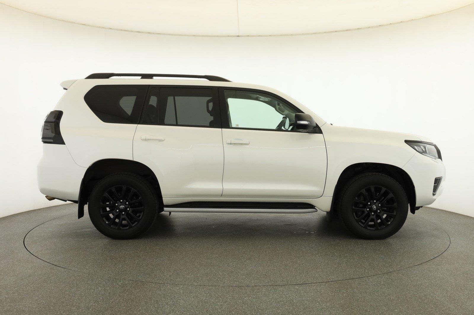 Toyota Land Cruiser, 2.8 D-4D - fotka 6