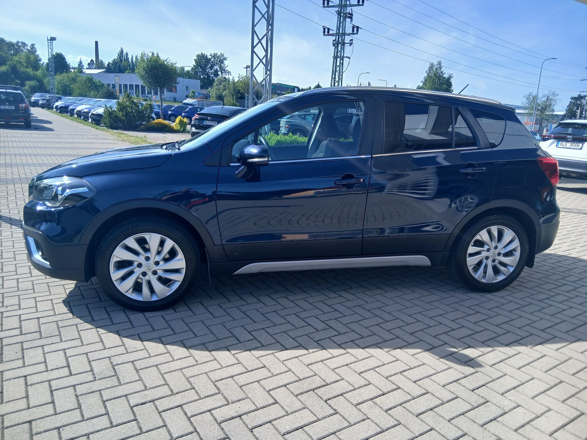 Suzuki S-Cross, 1,4 BoosterJet 4x4 Premium - fotka 3