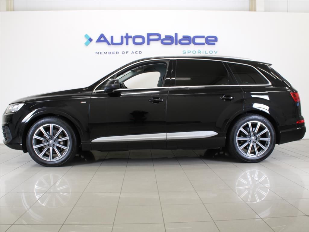 Audi Q7, 3,0 TDi 200kW S-line MATRIX - fotka 5