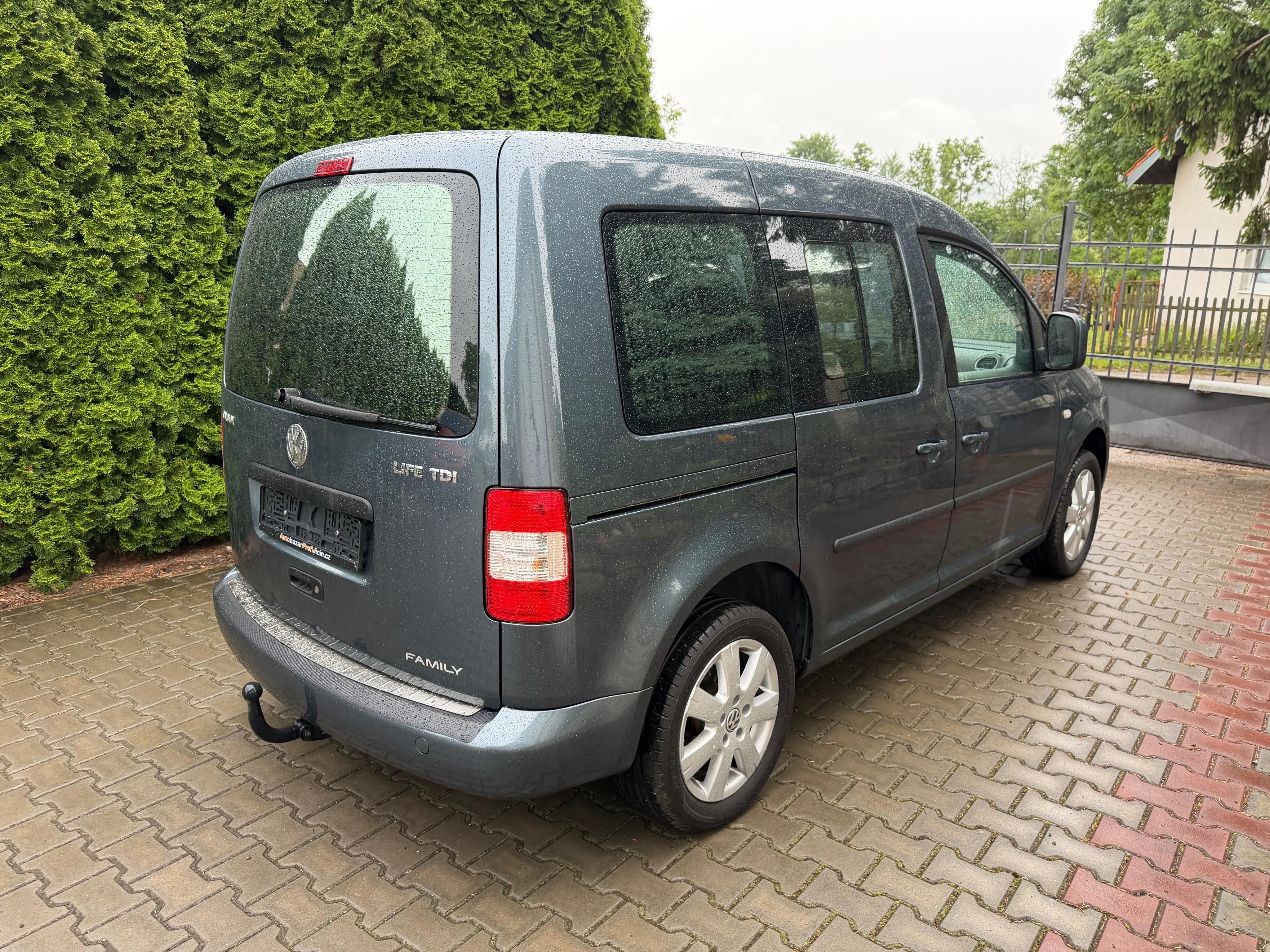Volkswagen Caddy, 1,9 TDi/ 77Kw klima Tažné - fotka 4