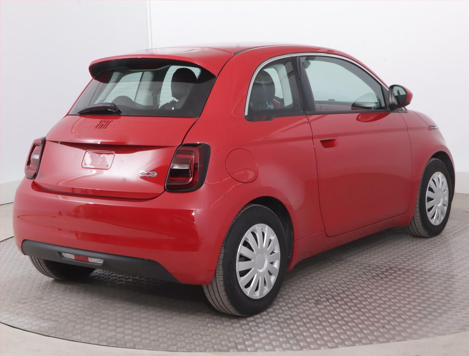 Fiat 500E, 42 kWh, Automat, Navi - fotka 5