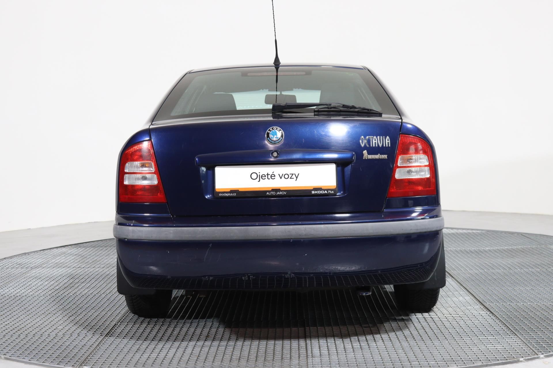 Škoda Octavia, 1.6i 75kw + LPG - fotka 6