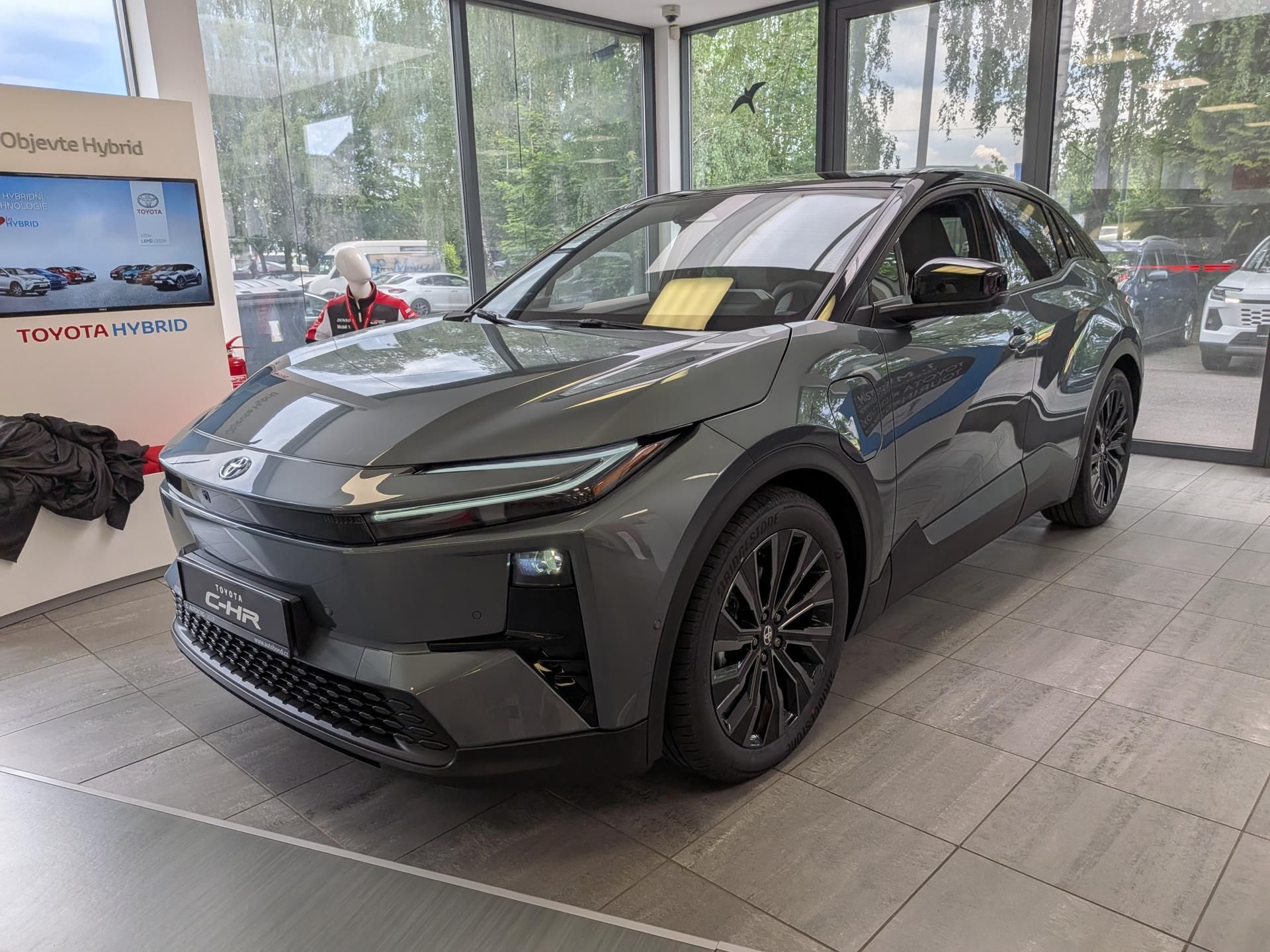 Toyota C-HR, EXECUTIVE VIP Elektro 77 kWh 3 - fotka 3