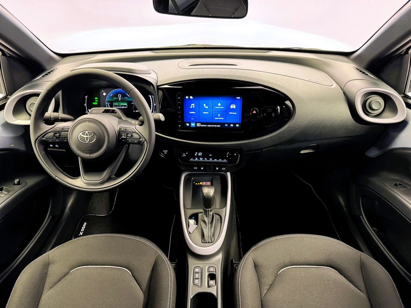 Toyota Aygo, 1,5   X Style 2026 - fotka 6